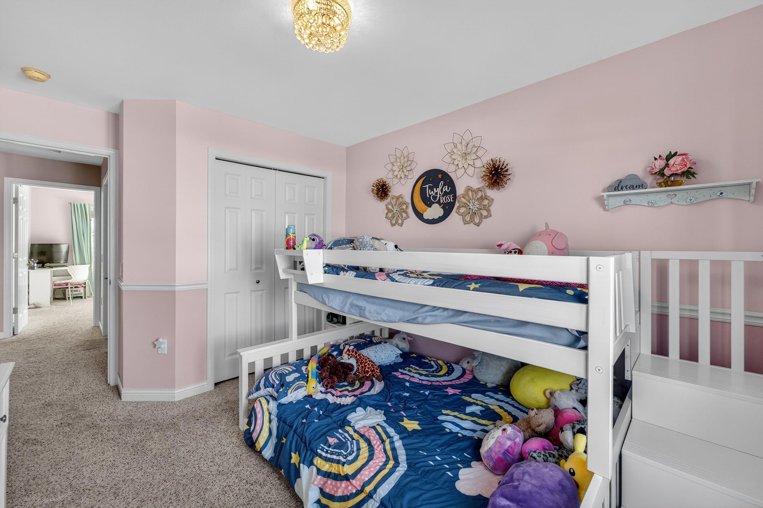 3921 Ambleside Drive