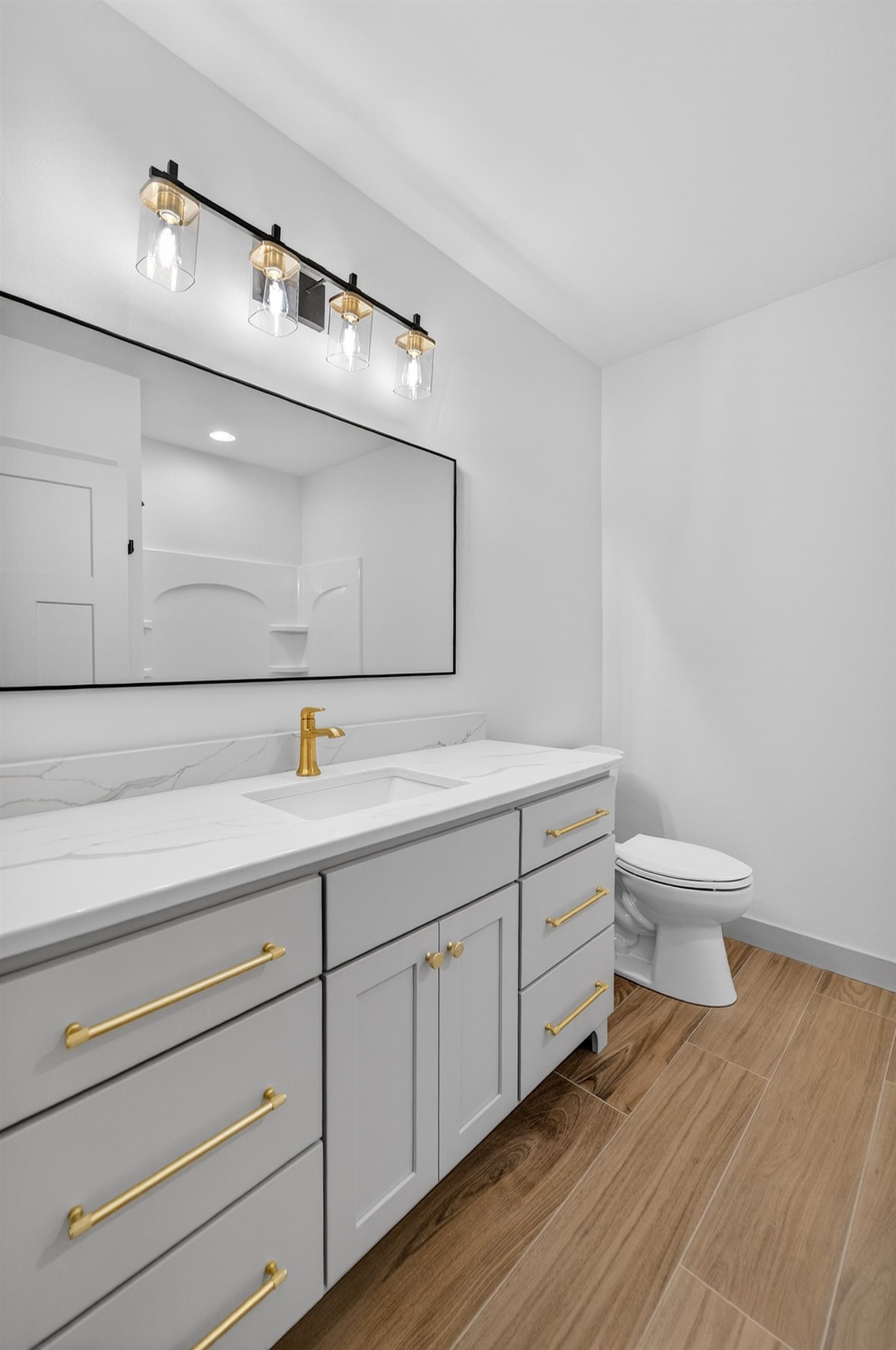 6250 Ronald Reagan Drive