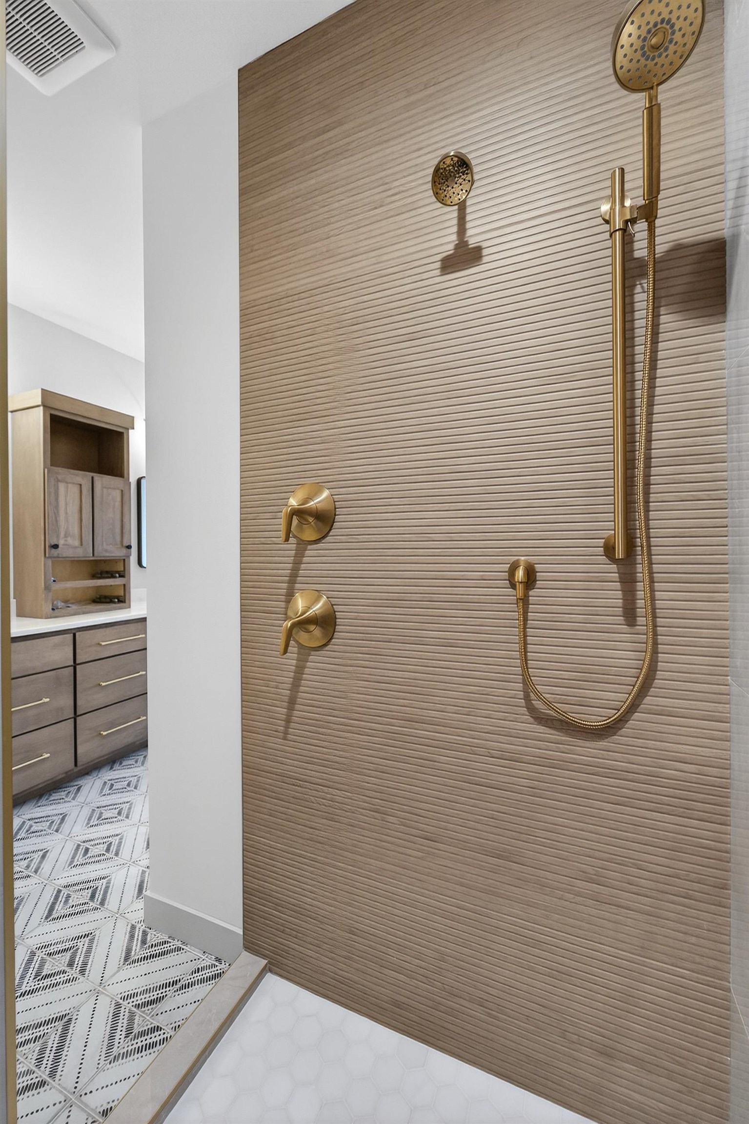 6250 Ronald Reagan Drive