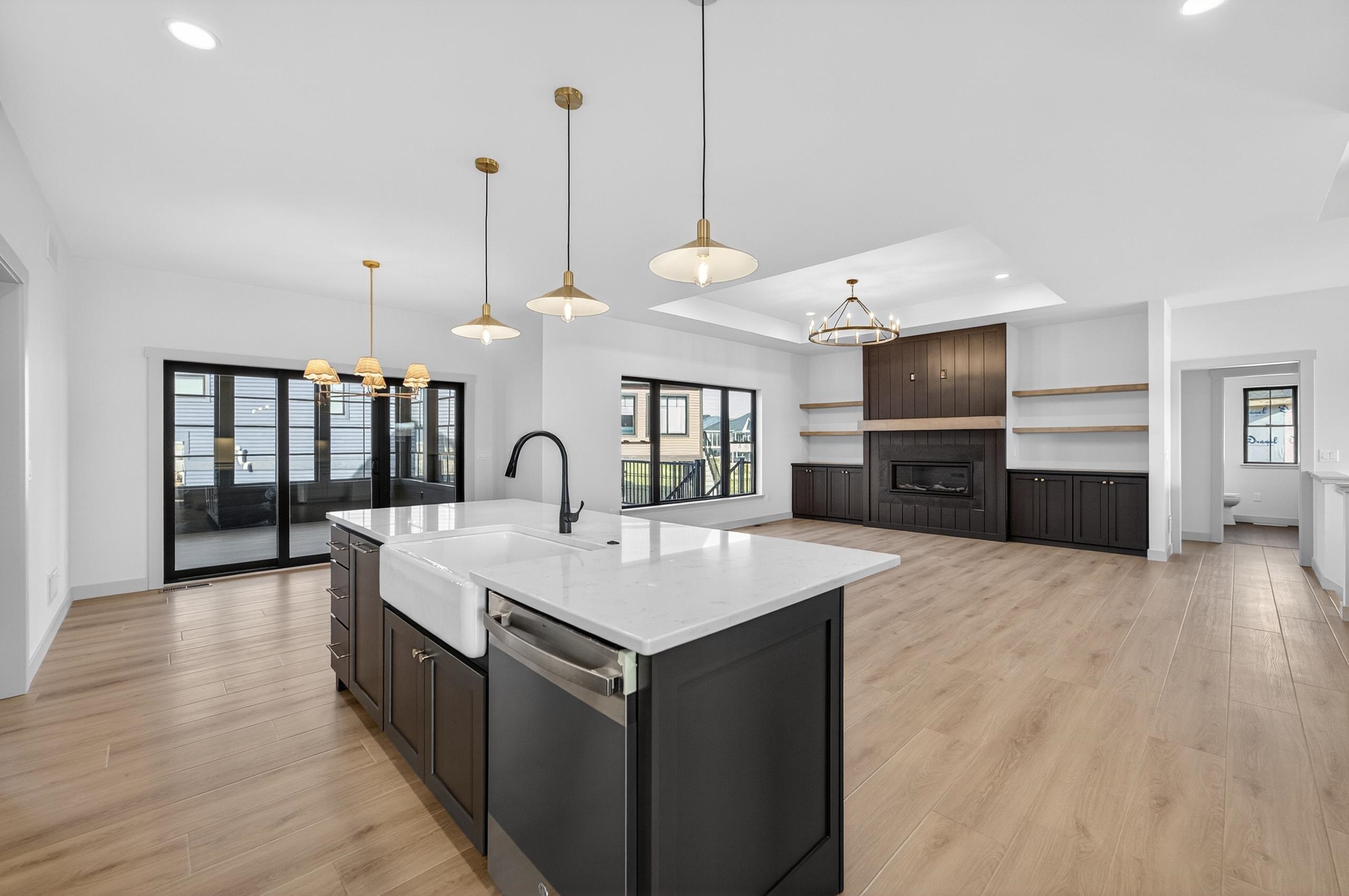 6250 Ronald Reagan Drive