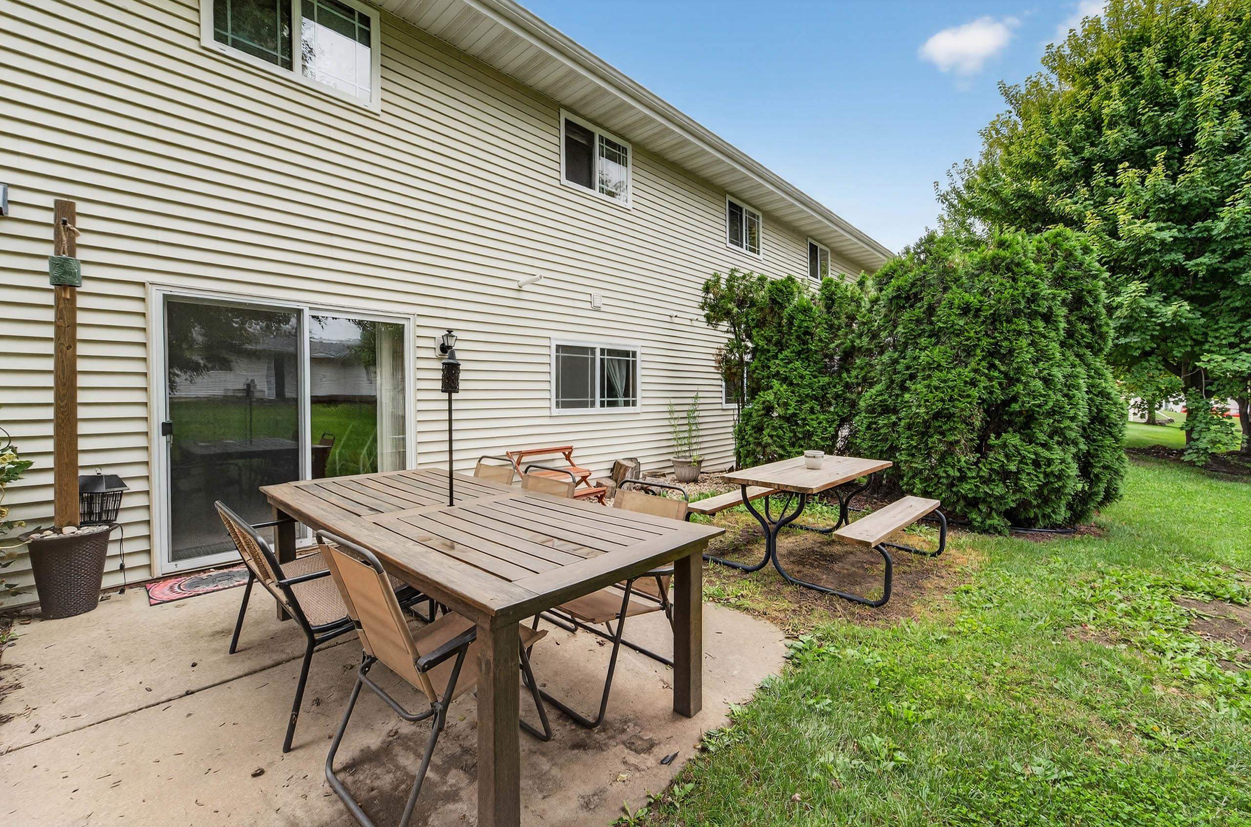 1006-1008 Georgene Street