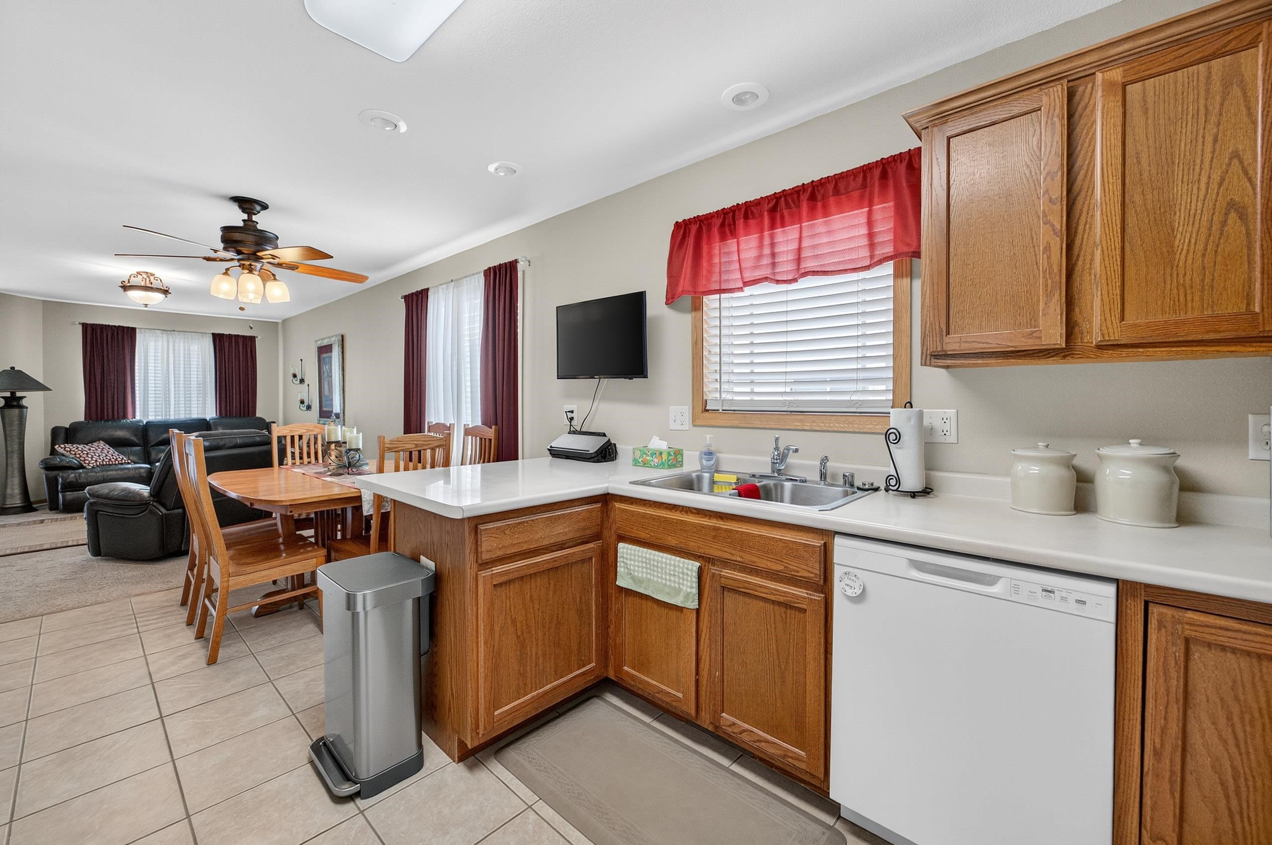 1006-1008 Georgene Street