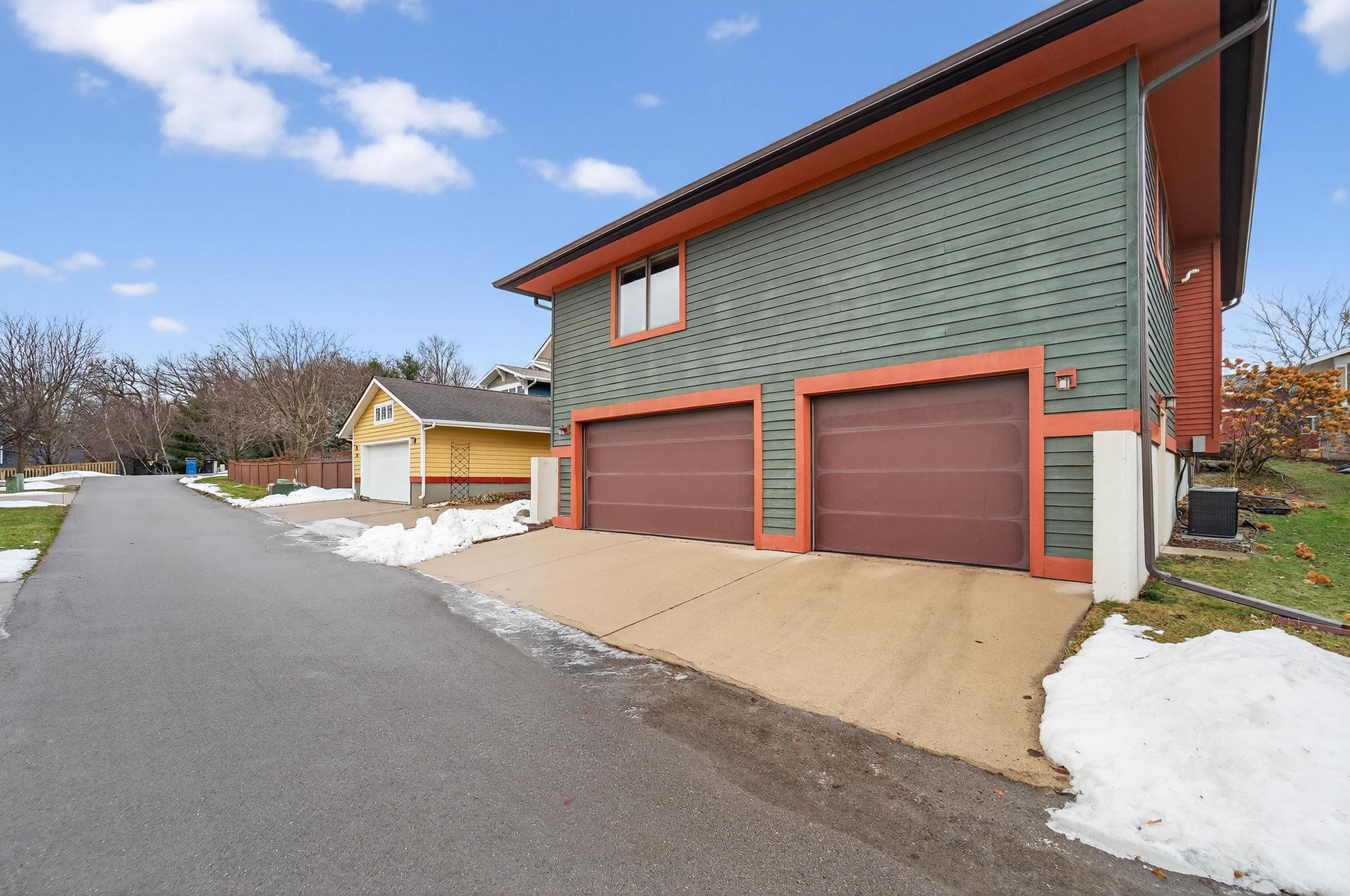 3555 John Muir Drive