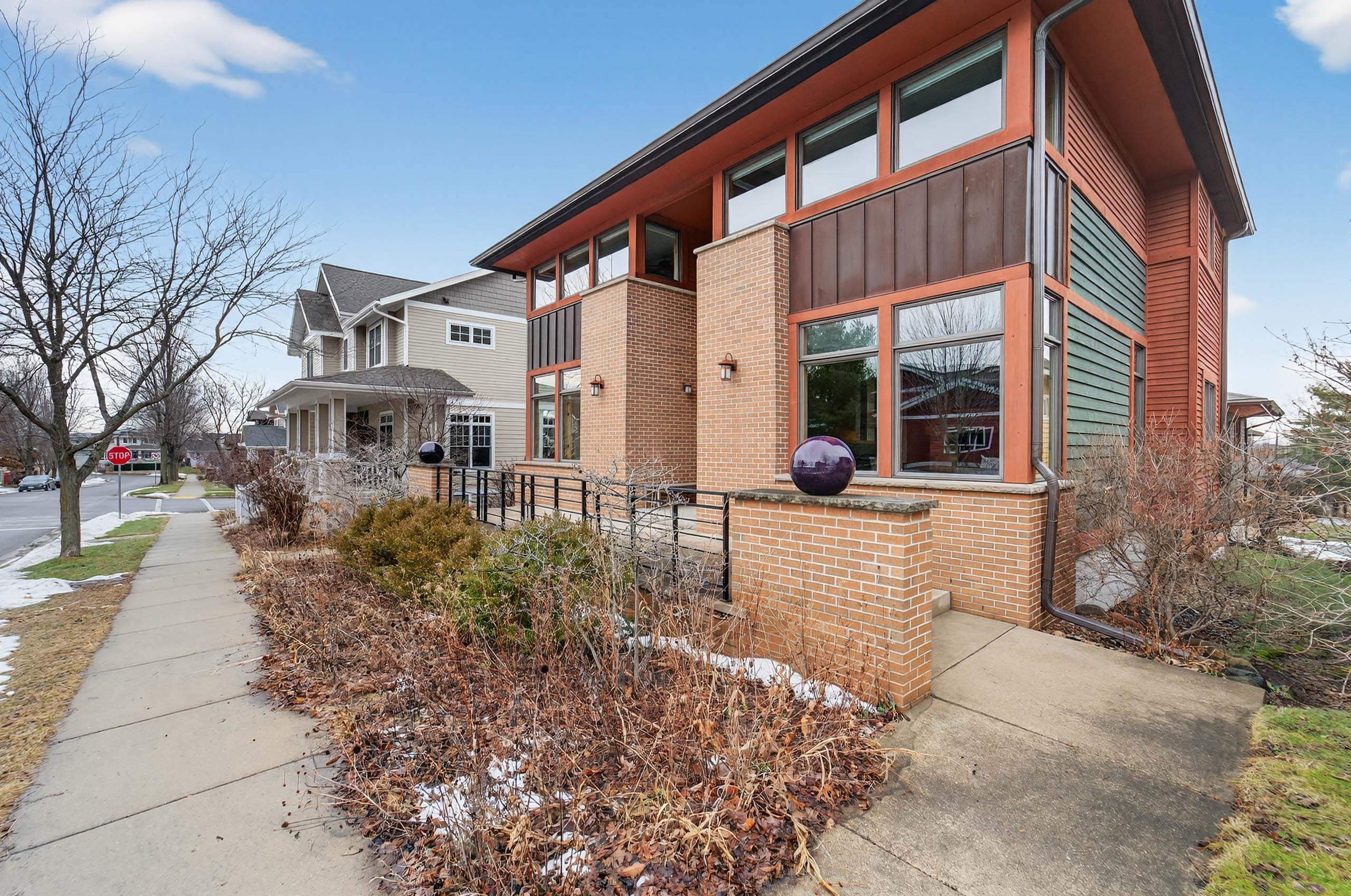 3555 John Muir Drive