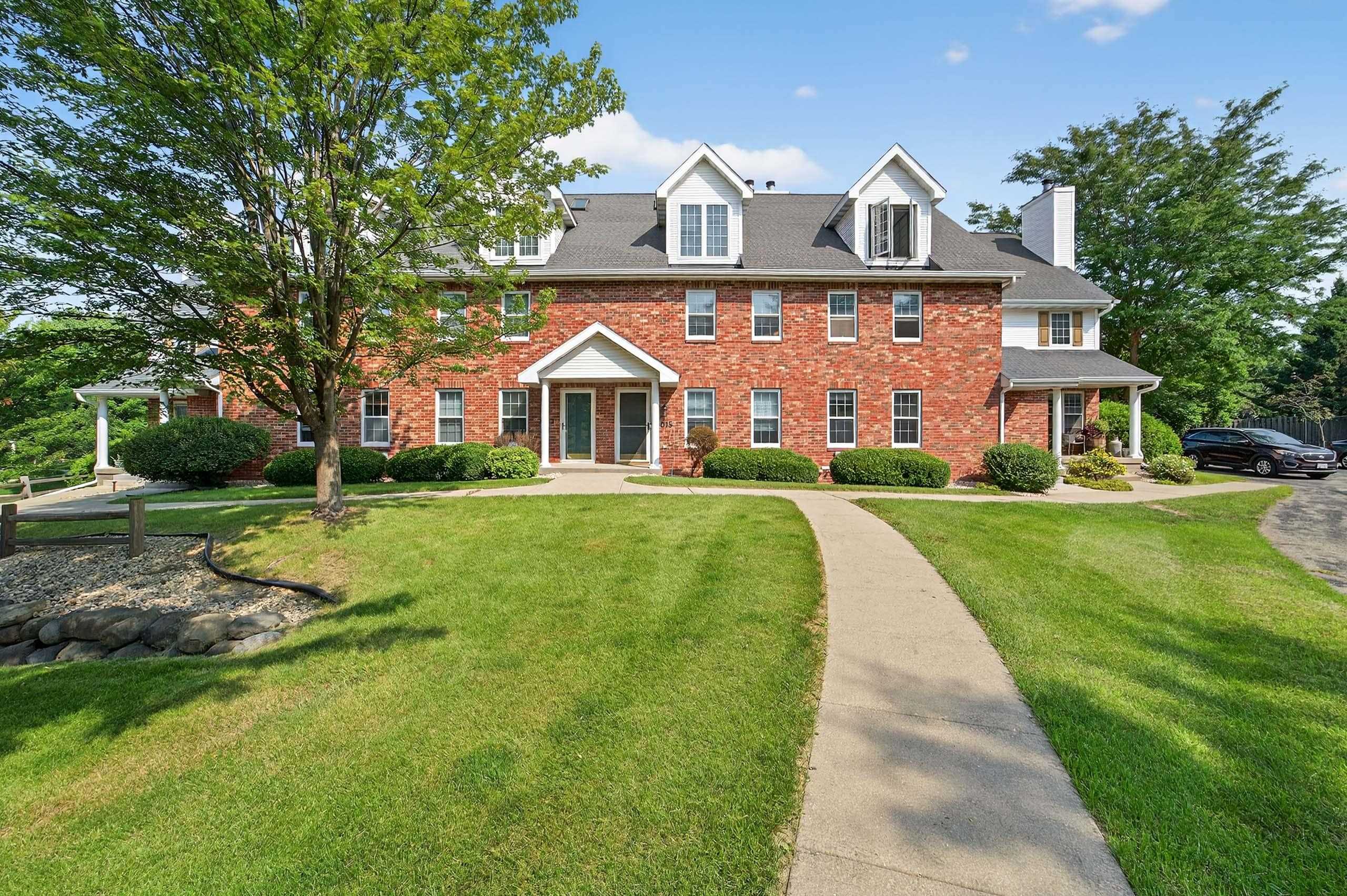 3017 Bradbury Road
