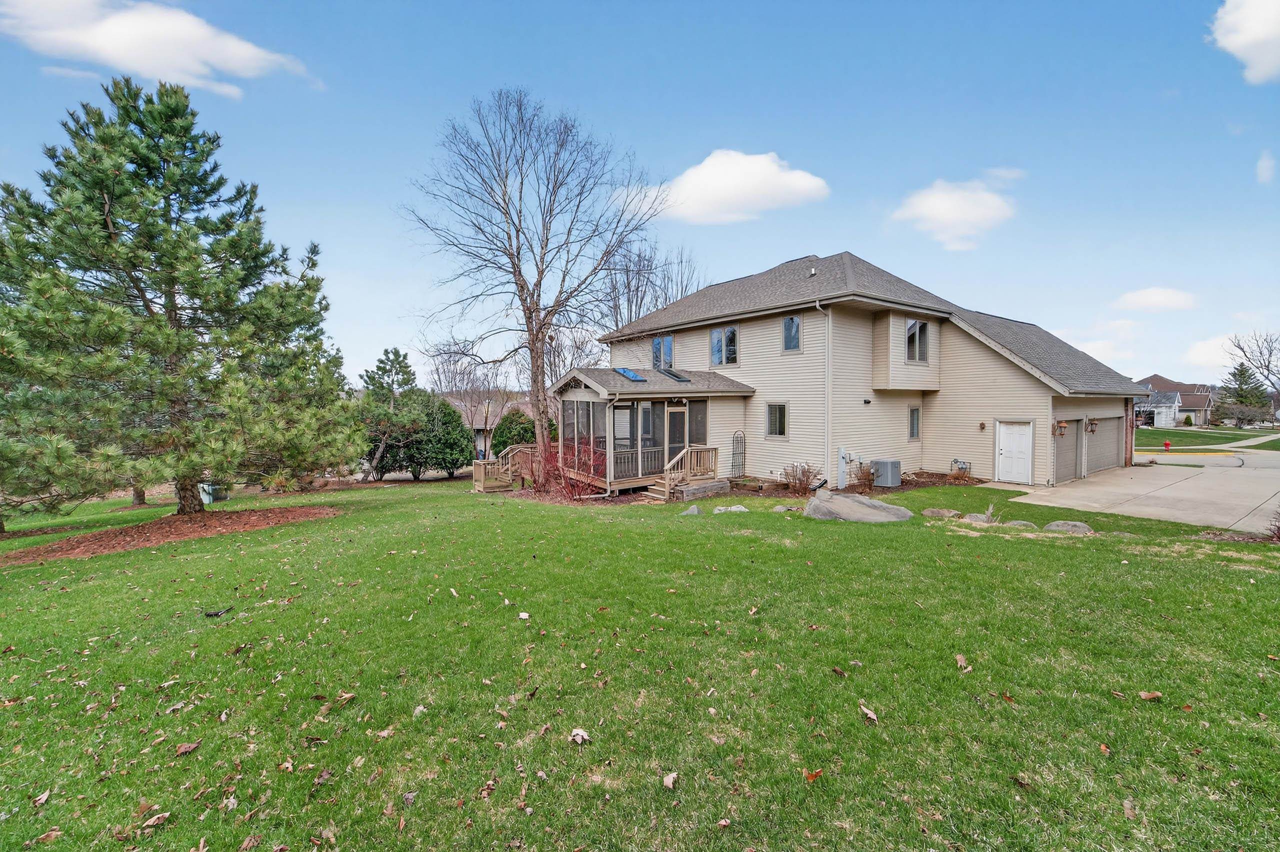 3087 Edenberry Street