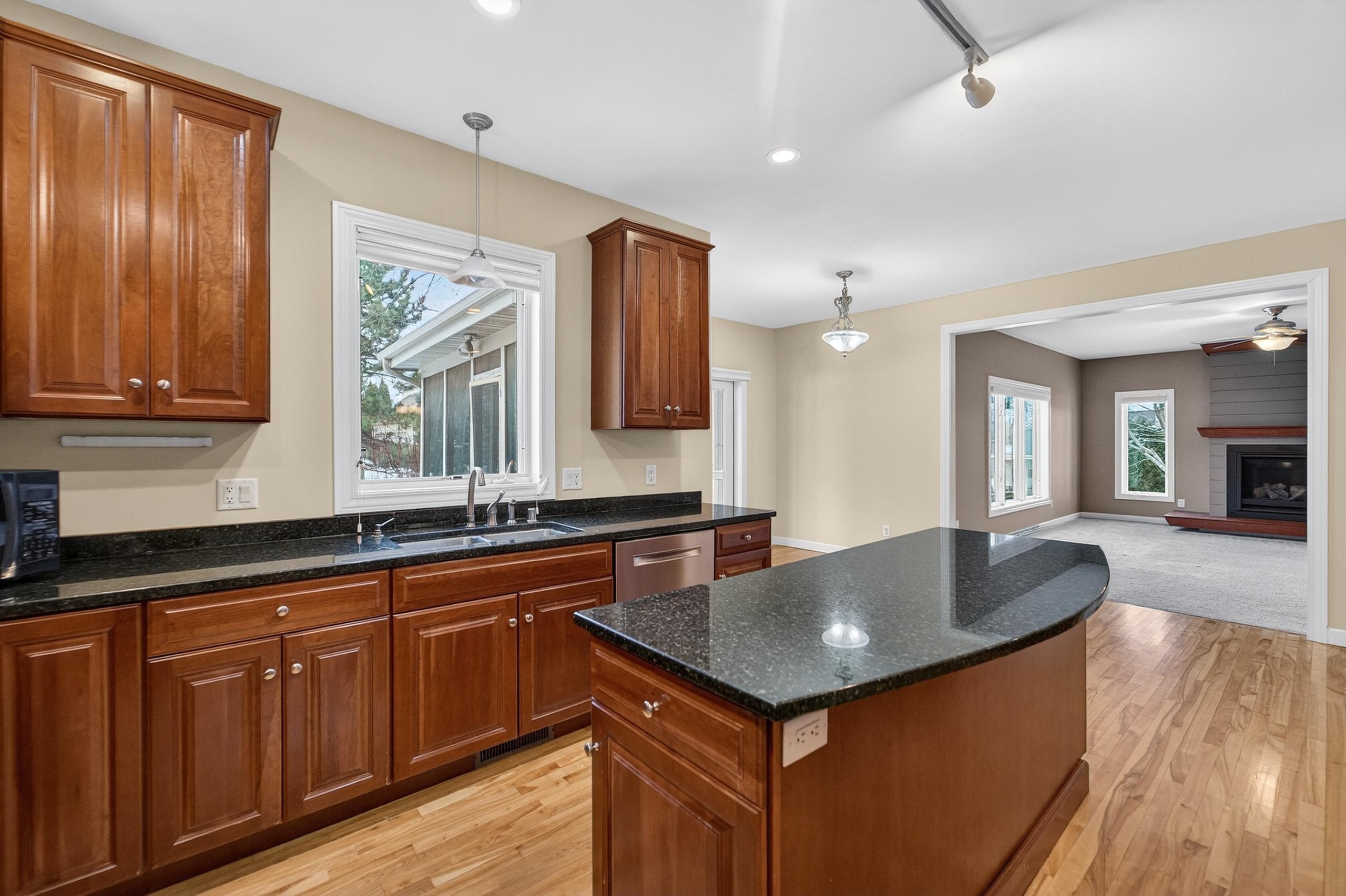 3087 Edenberry Street