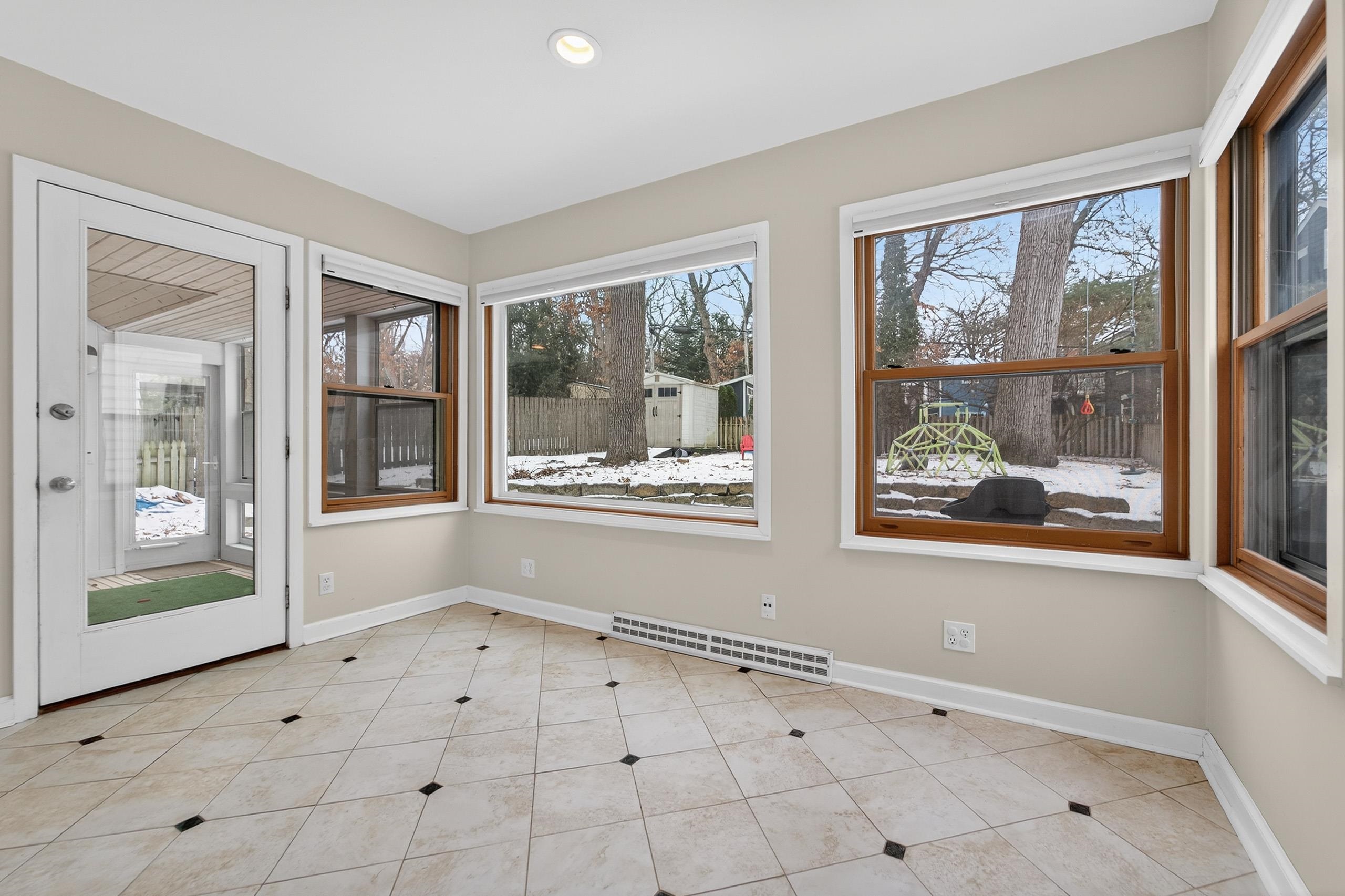 4106 Hiawatha Drive