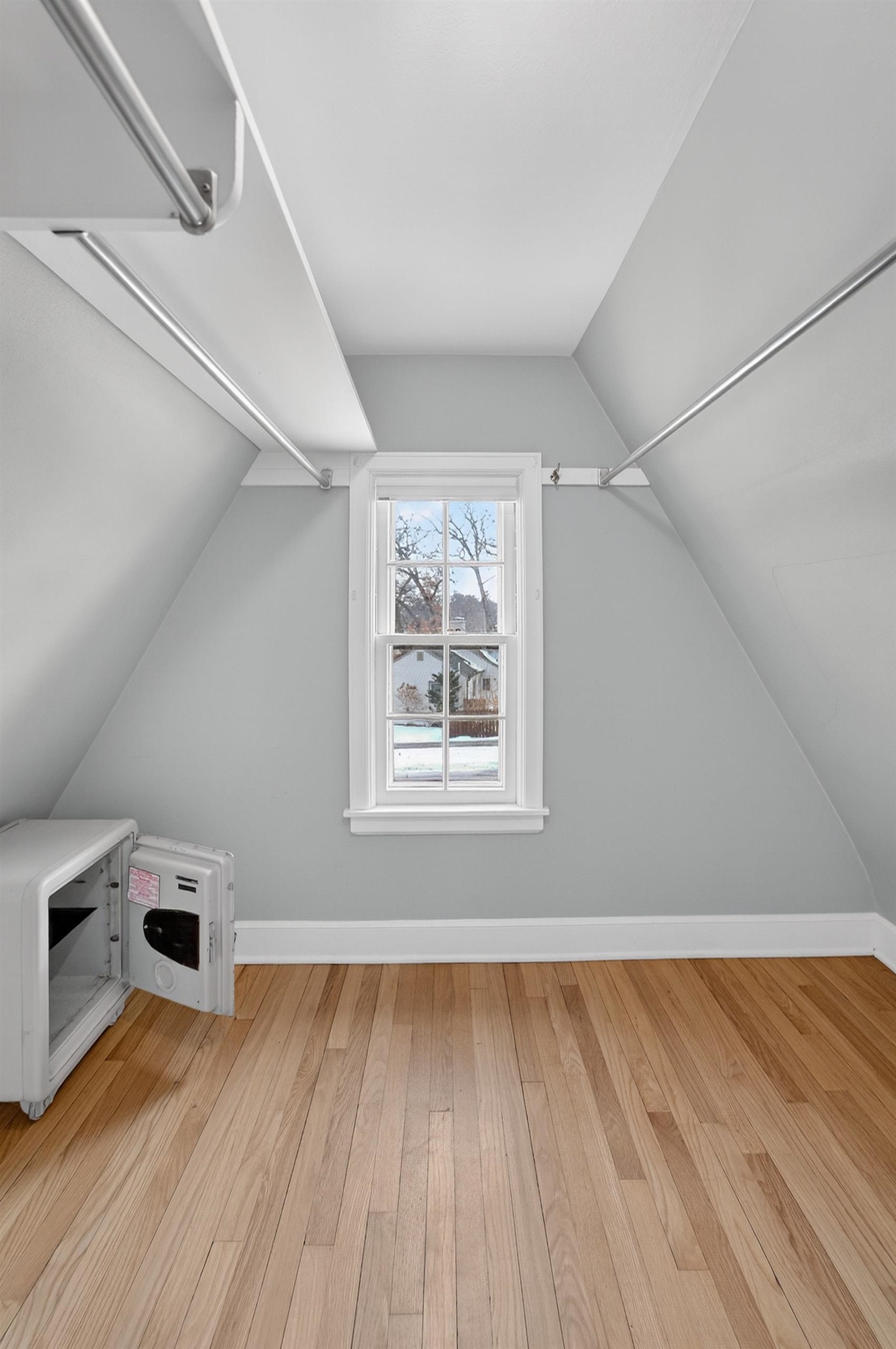 4106 Hiawatha Drive