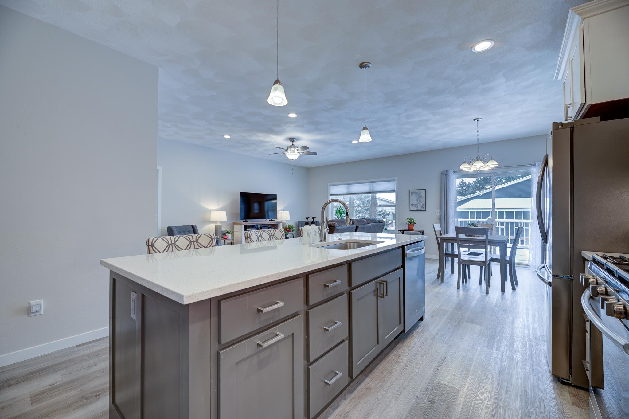 602 E Madison Avenue Unit: 34