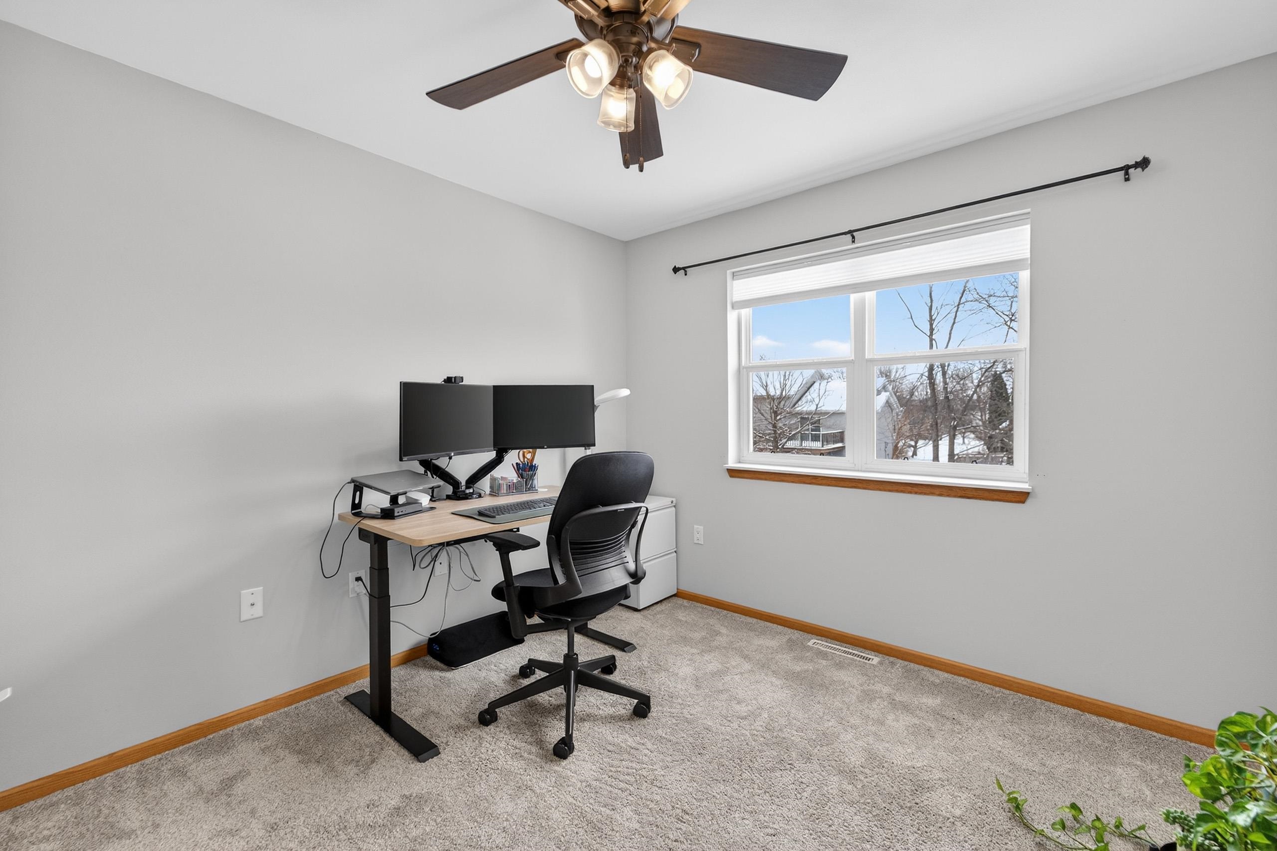 5475 Quarry Hill Drive