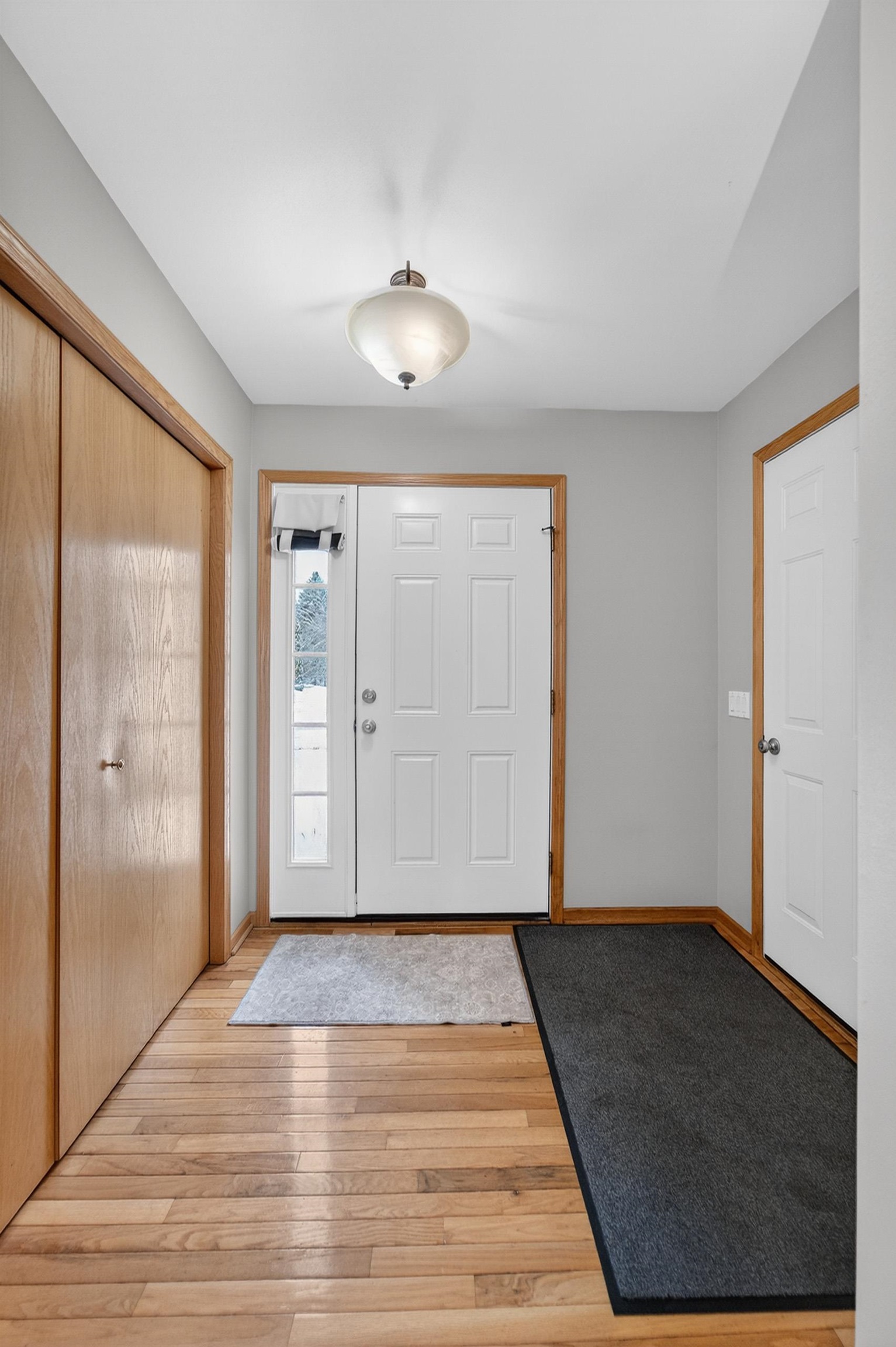 5475 Quarry Hill Drive