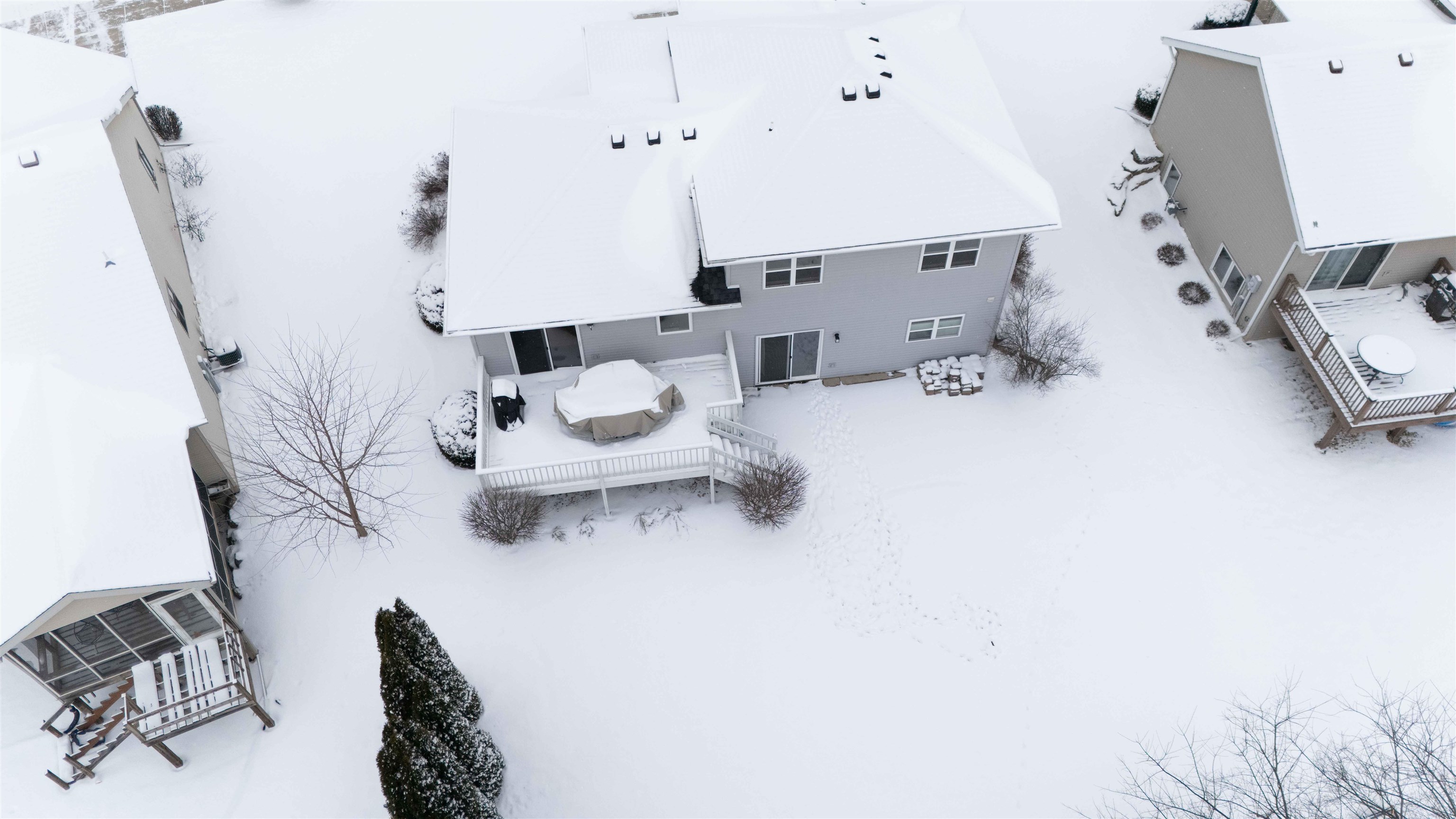 5475 Quarry Hill Drive