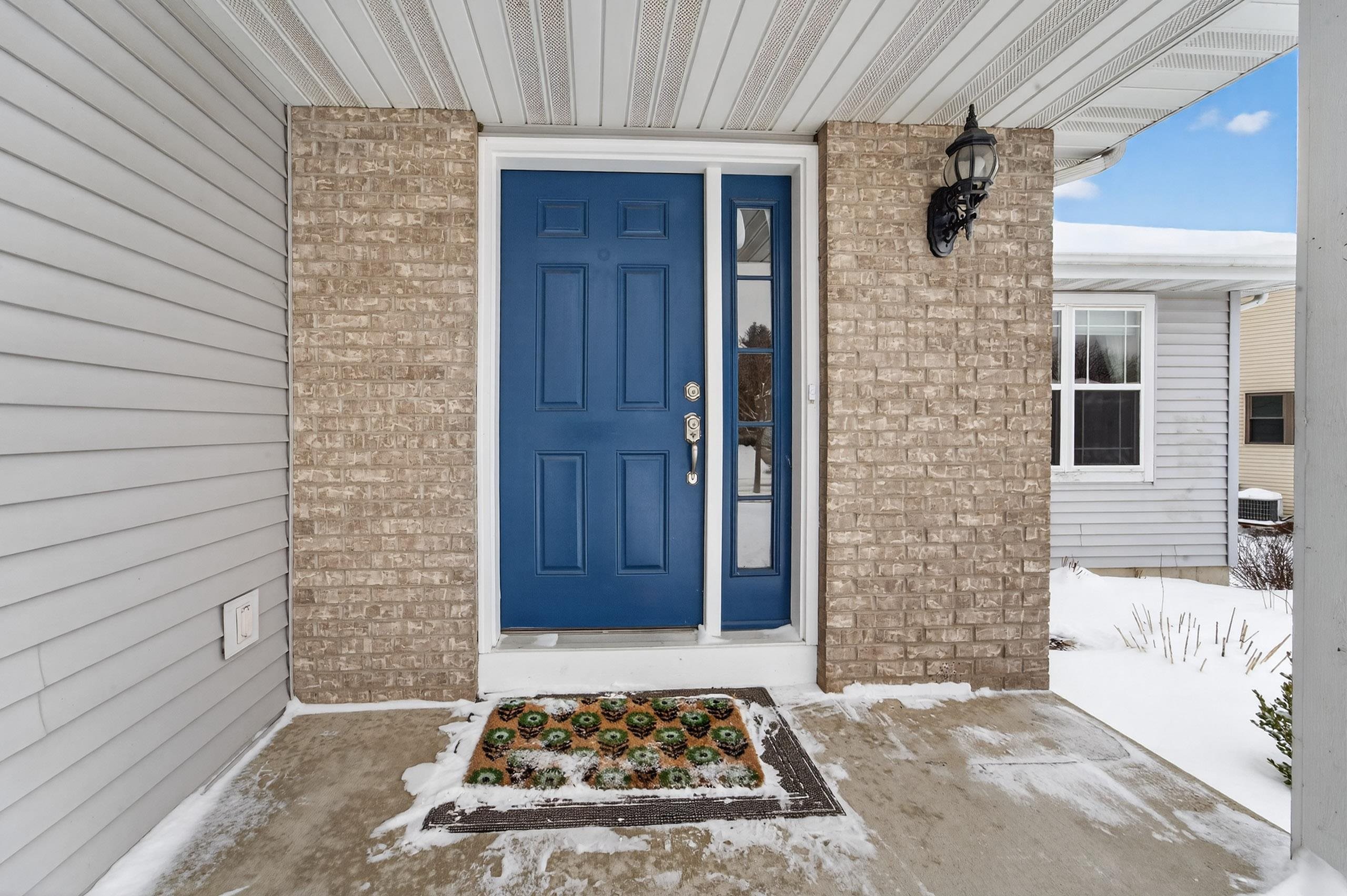 5475 Quarry Hill Drive
