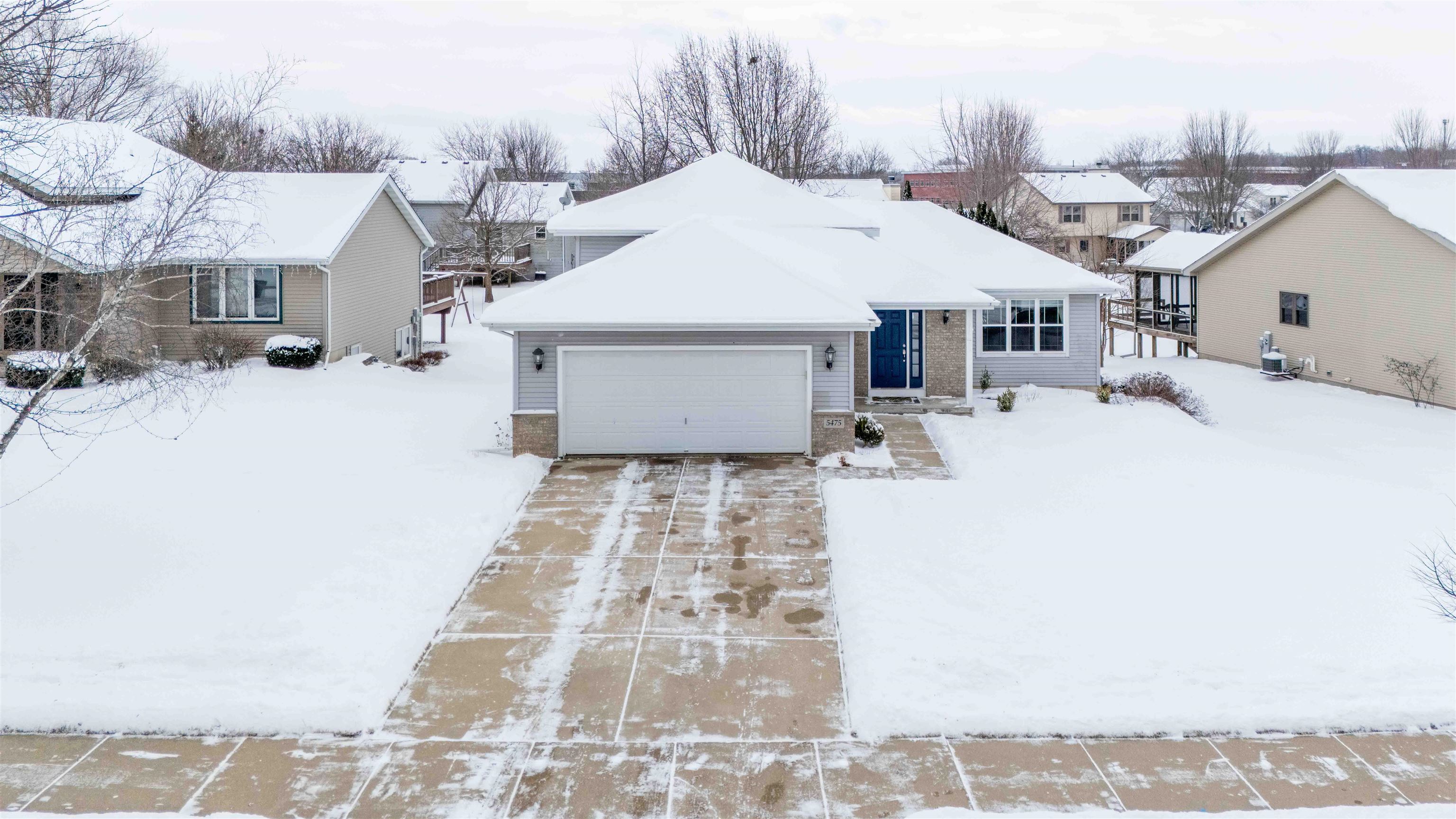 5475 Quarry Hill Drive