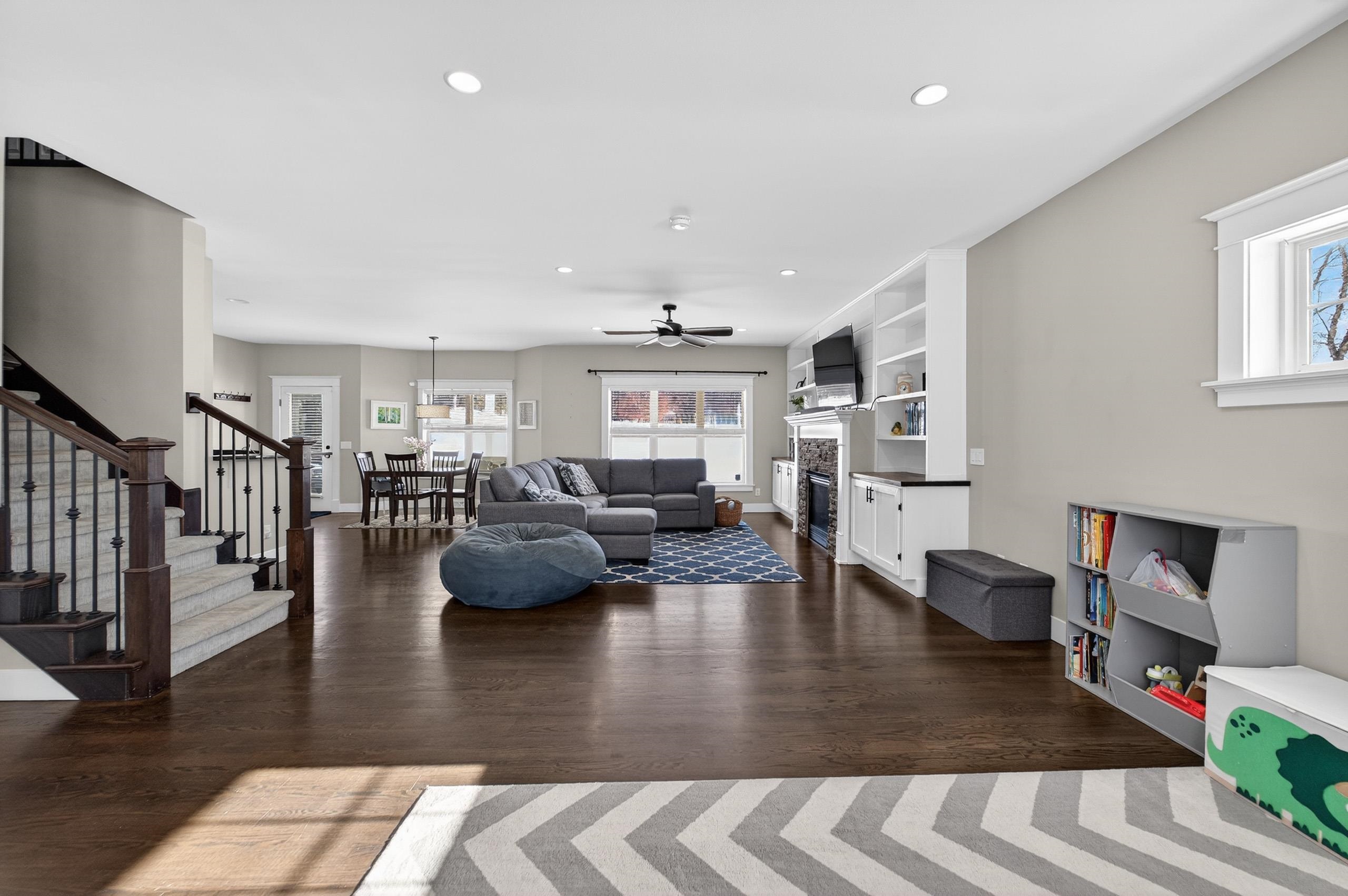 7571 Heather Knoll Lane