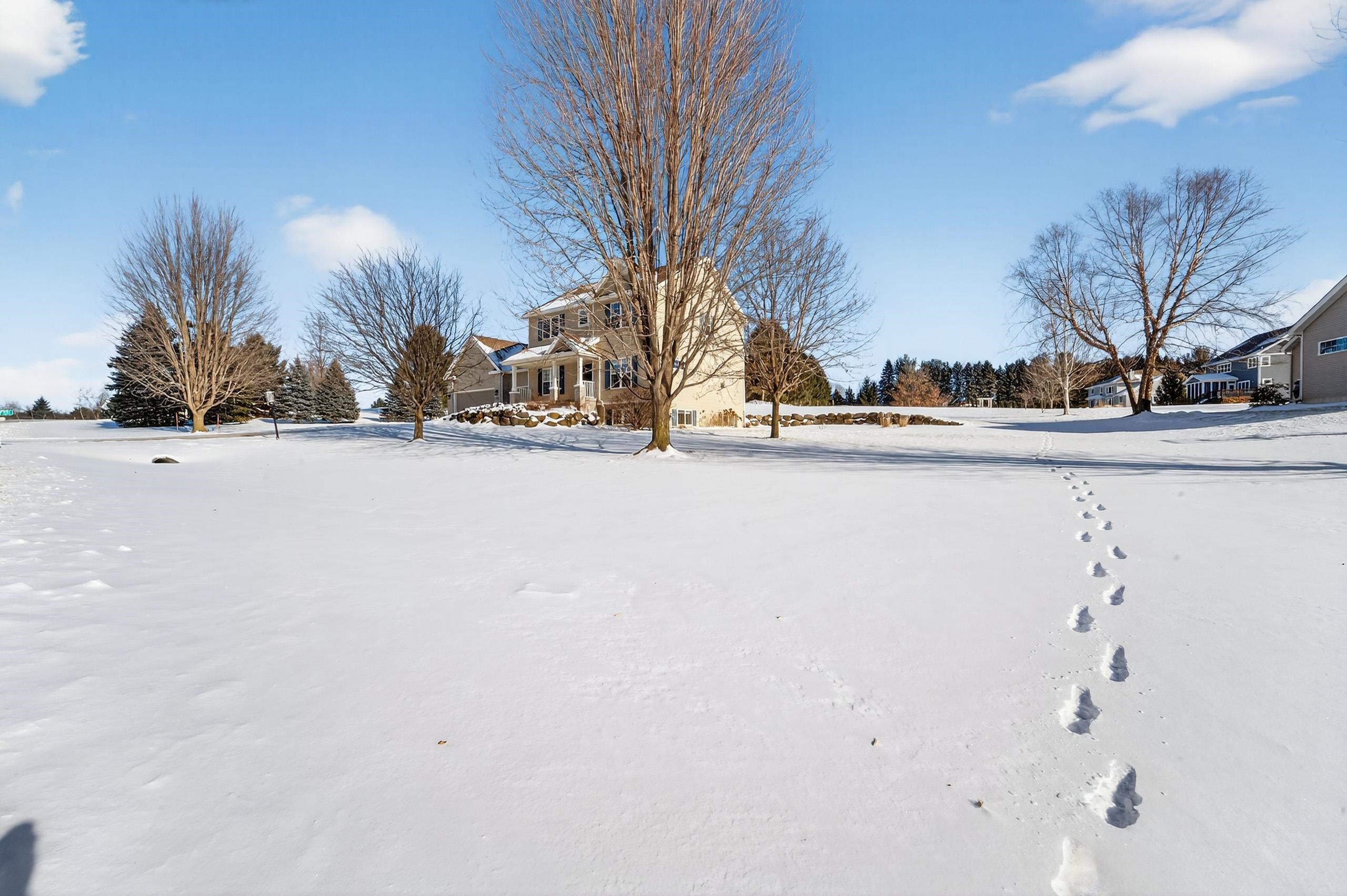 7571 Heather Knoll Lane