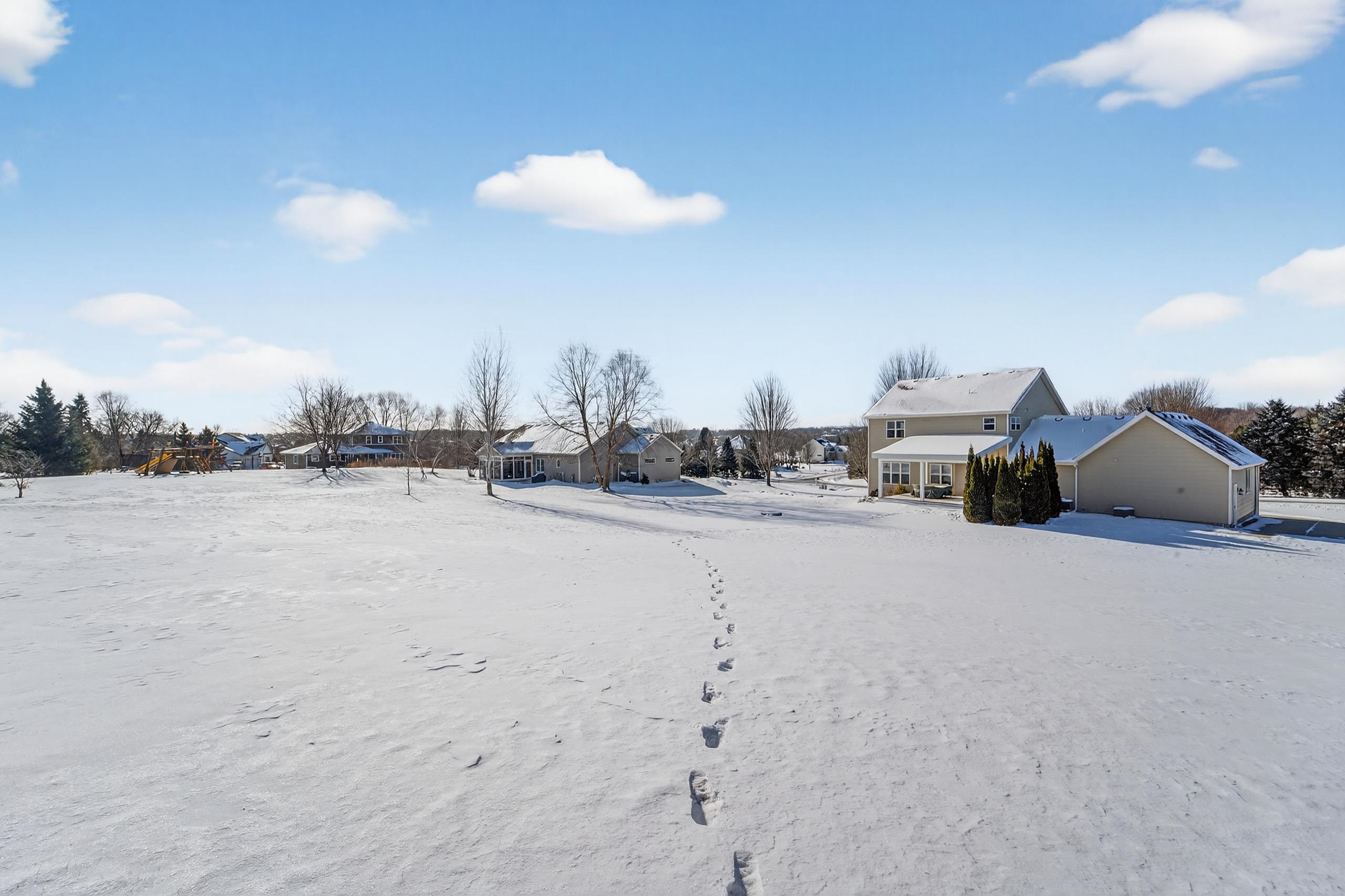 7571 Heather Knoll Lane