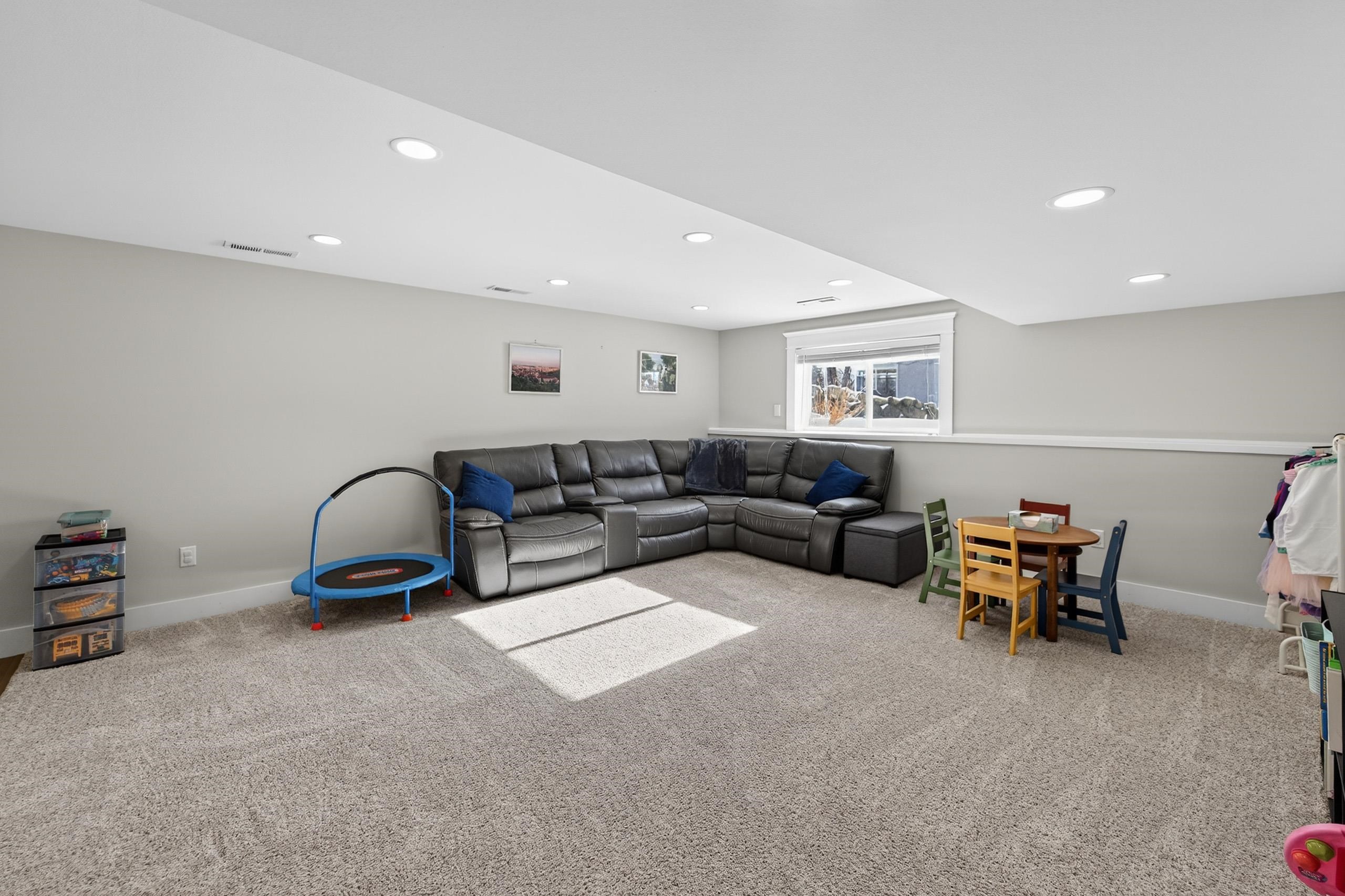 7571 Heather Knoll Lane