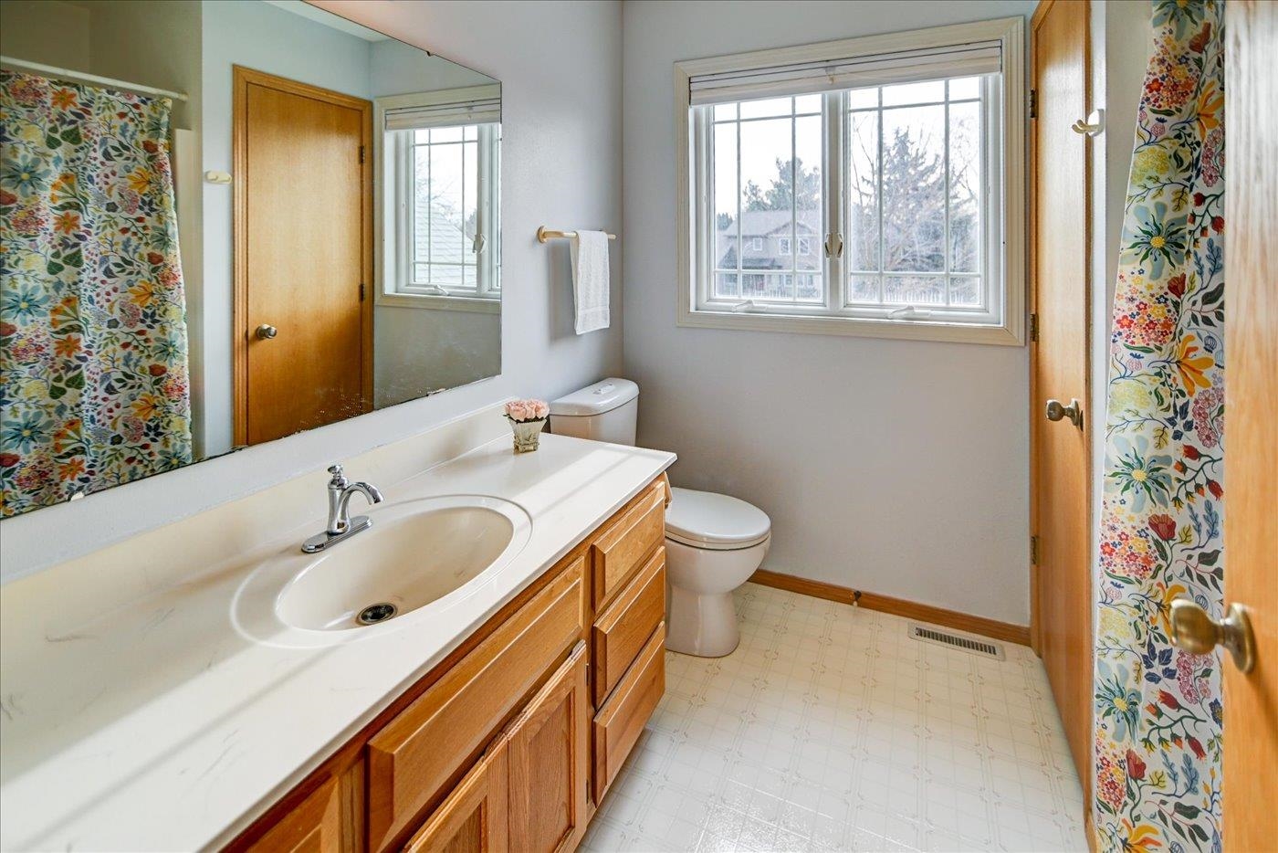 5 Norwalk Circle
