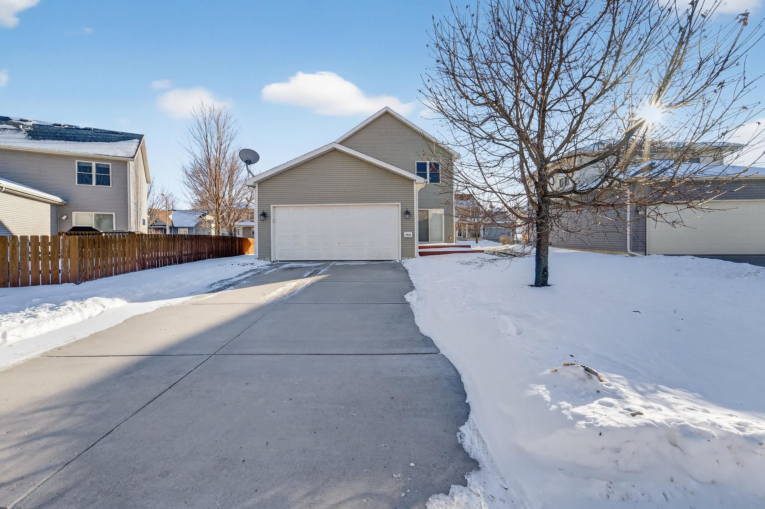3826 Drumlin Lane