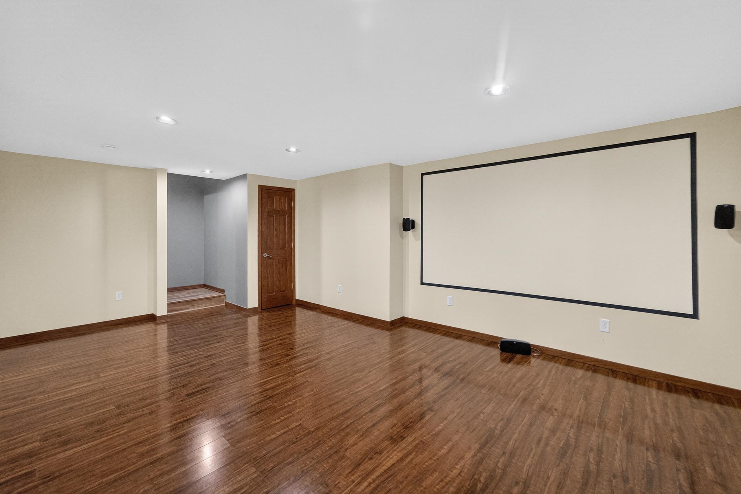 3826 Drumlin Lane
