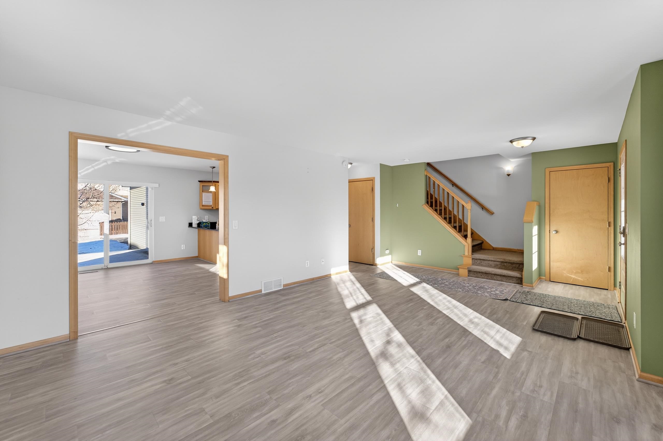 3826 Drumlin Lane