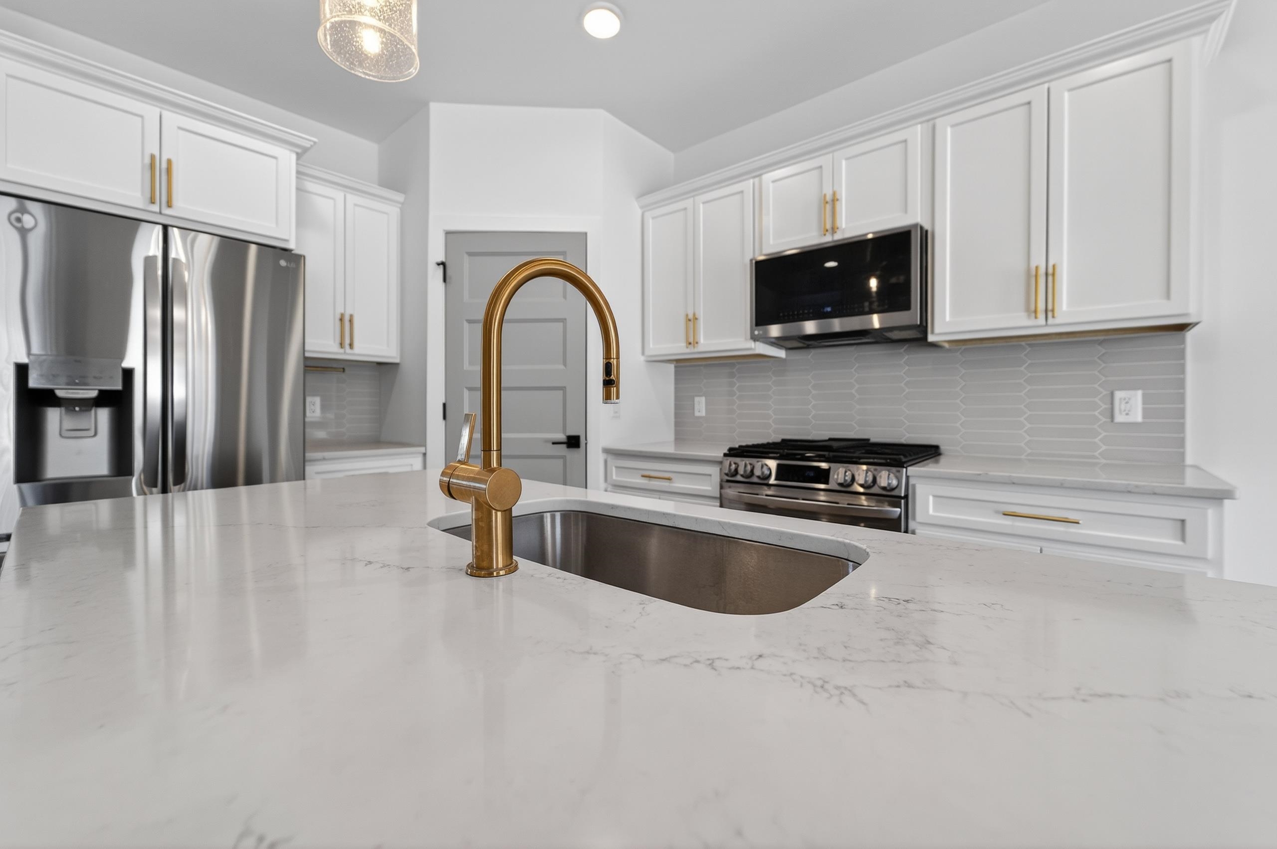 1064 Kamperschroer Way