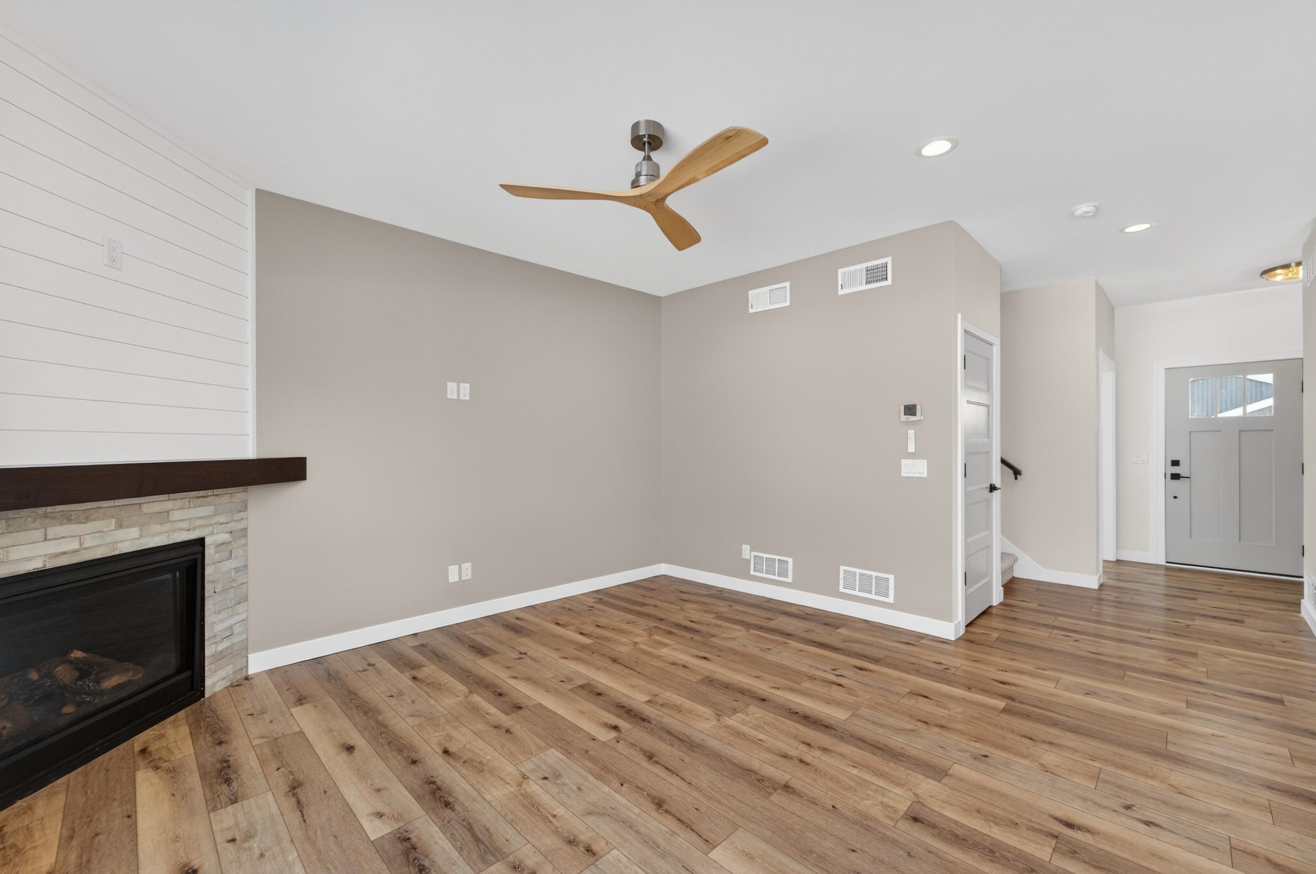 1064 Kamperschroer Way