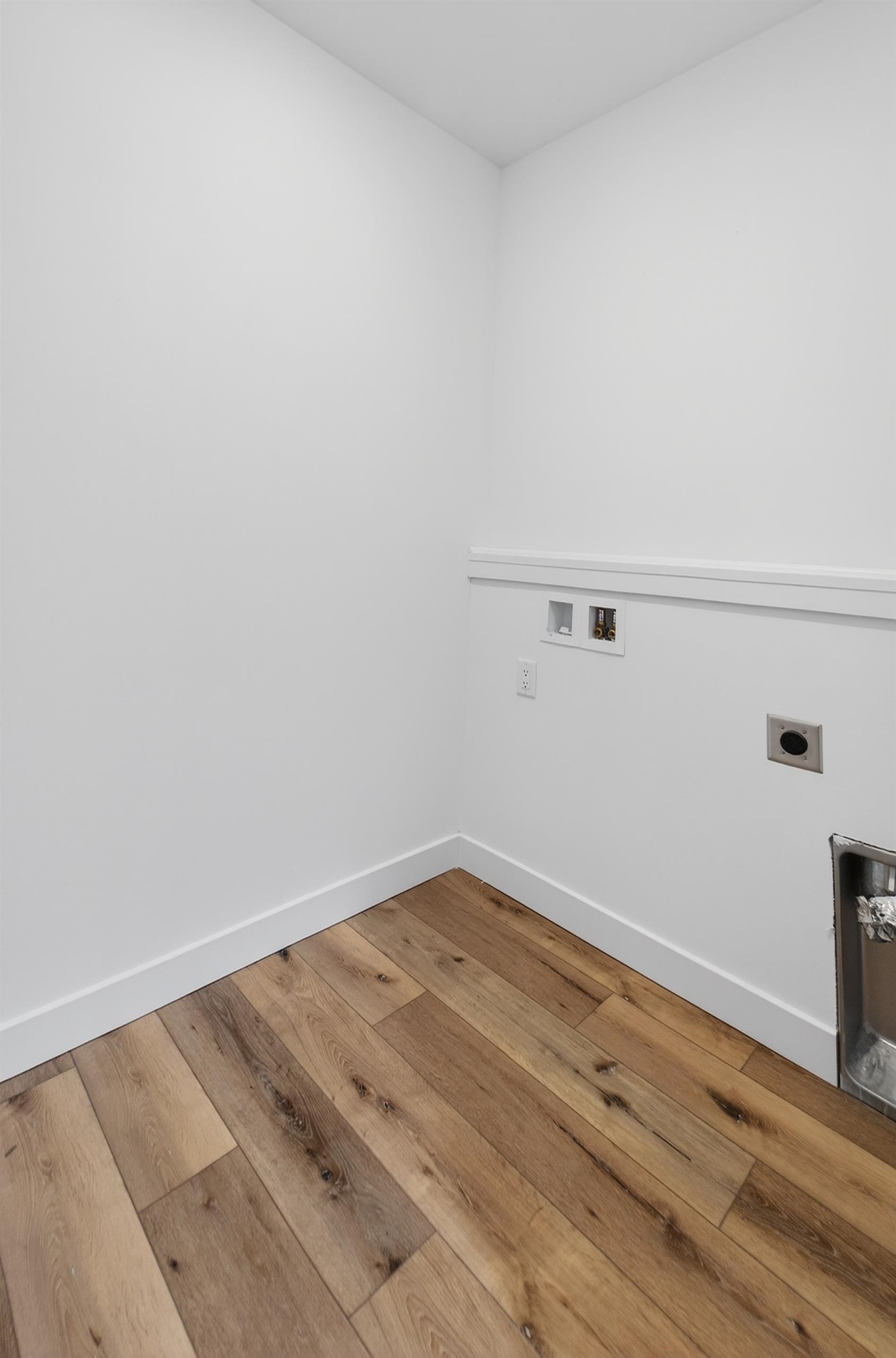 1064 Kamperschroer Way