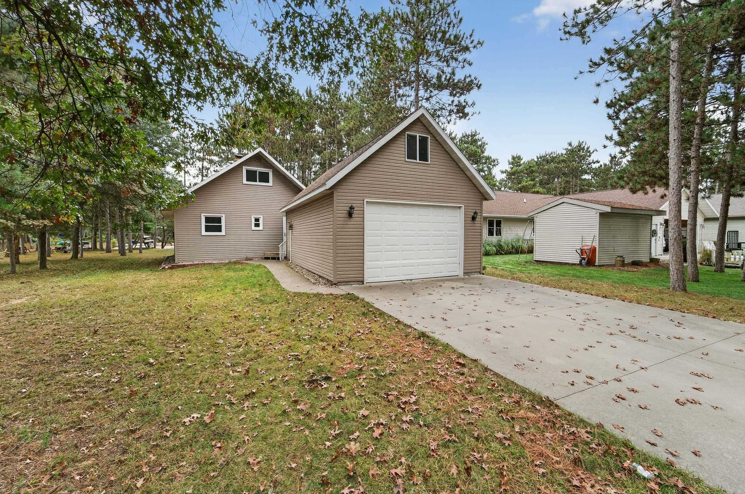 845 Kings Way