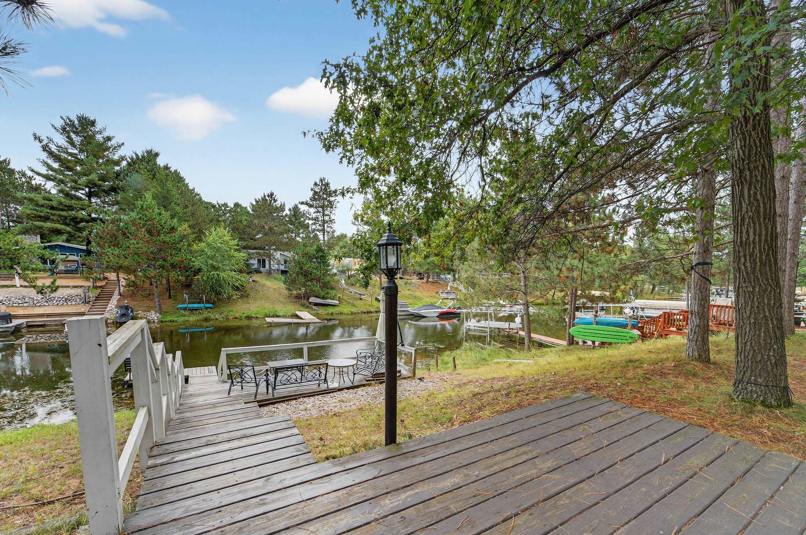 845 Kings Way
