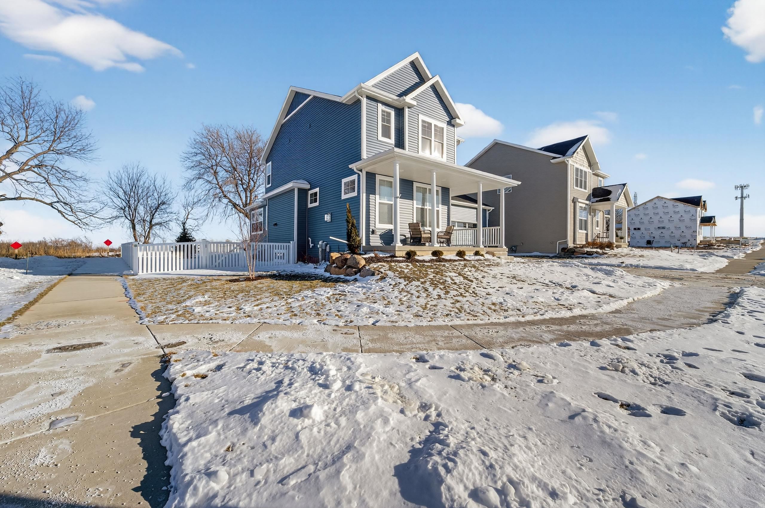 2529 Clover Point Drive