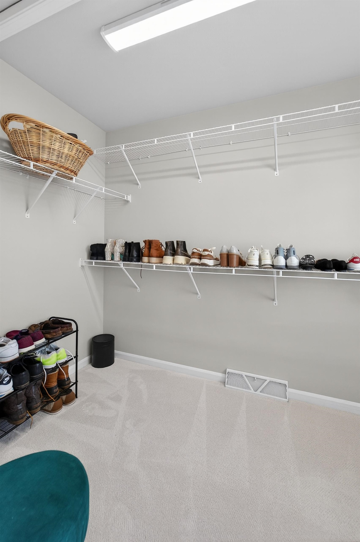 2529 Clover Point Drive