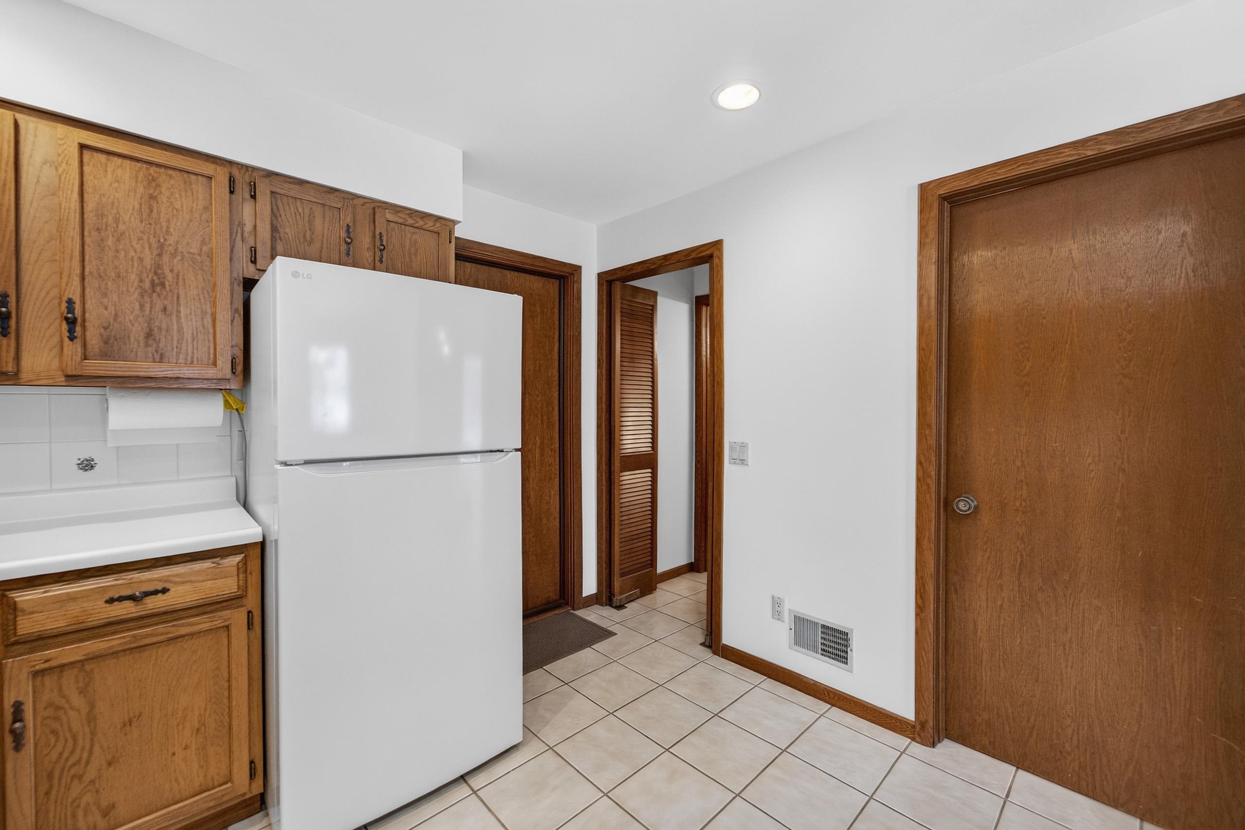 5926 Forest Lane