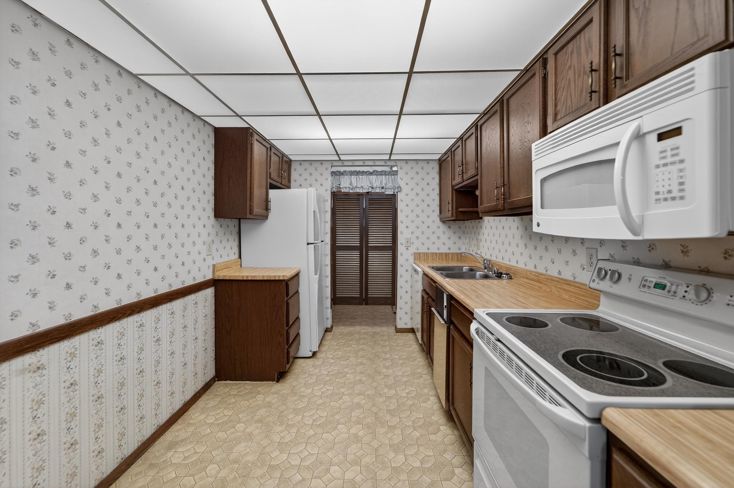 57 Golf Course Road D