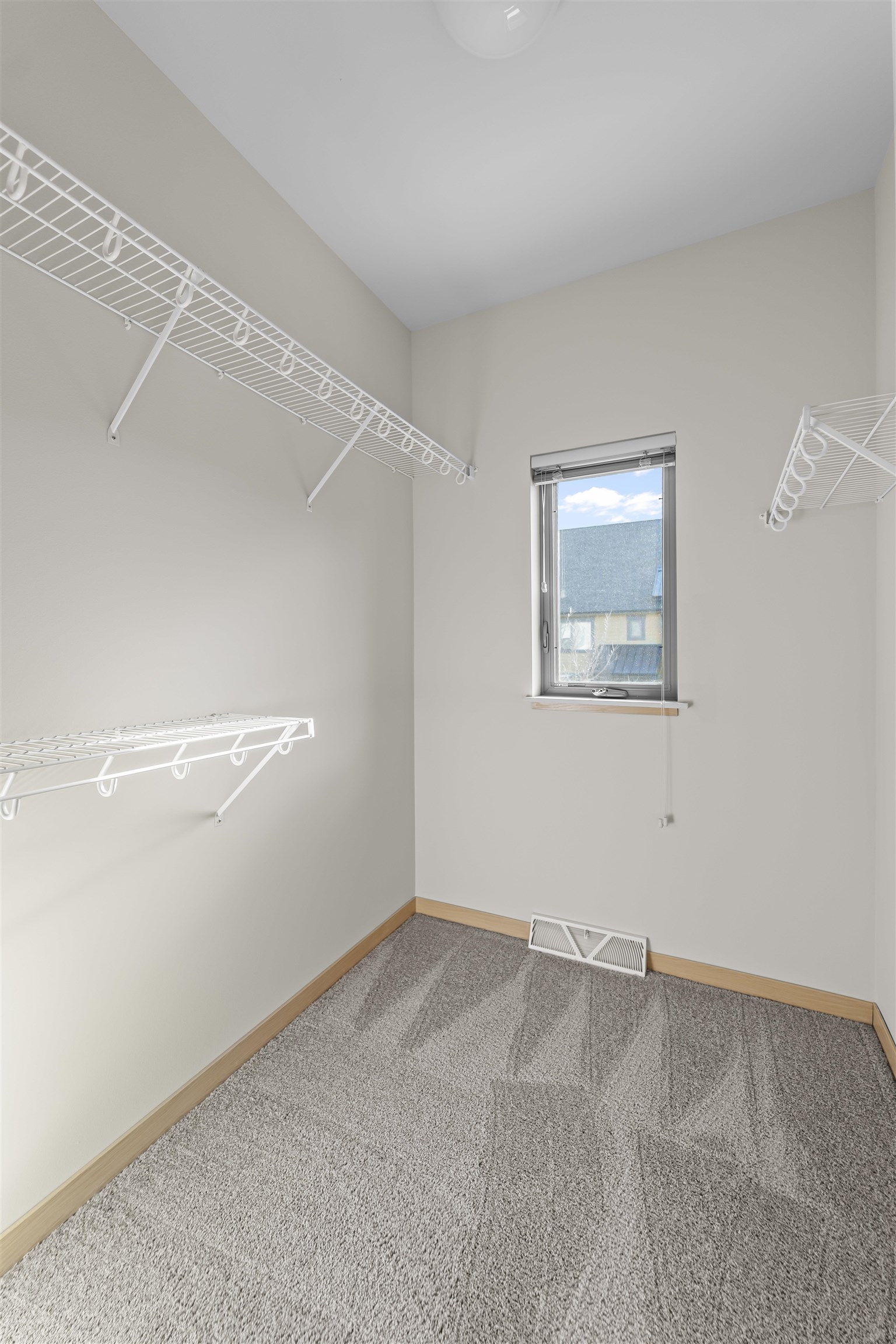 2813 No Oaks Ridge