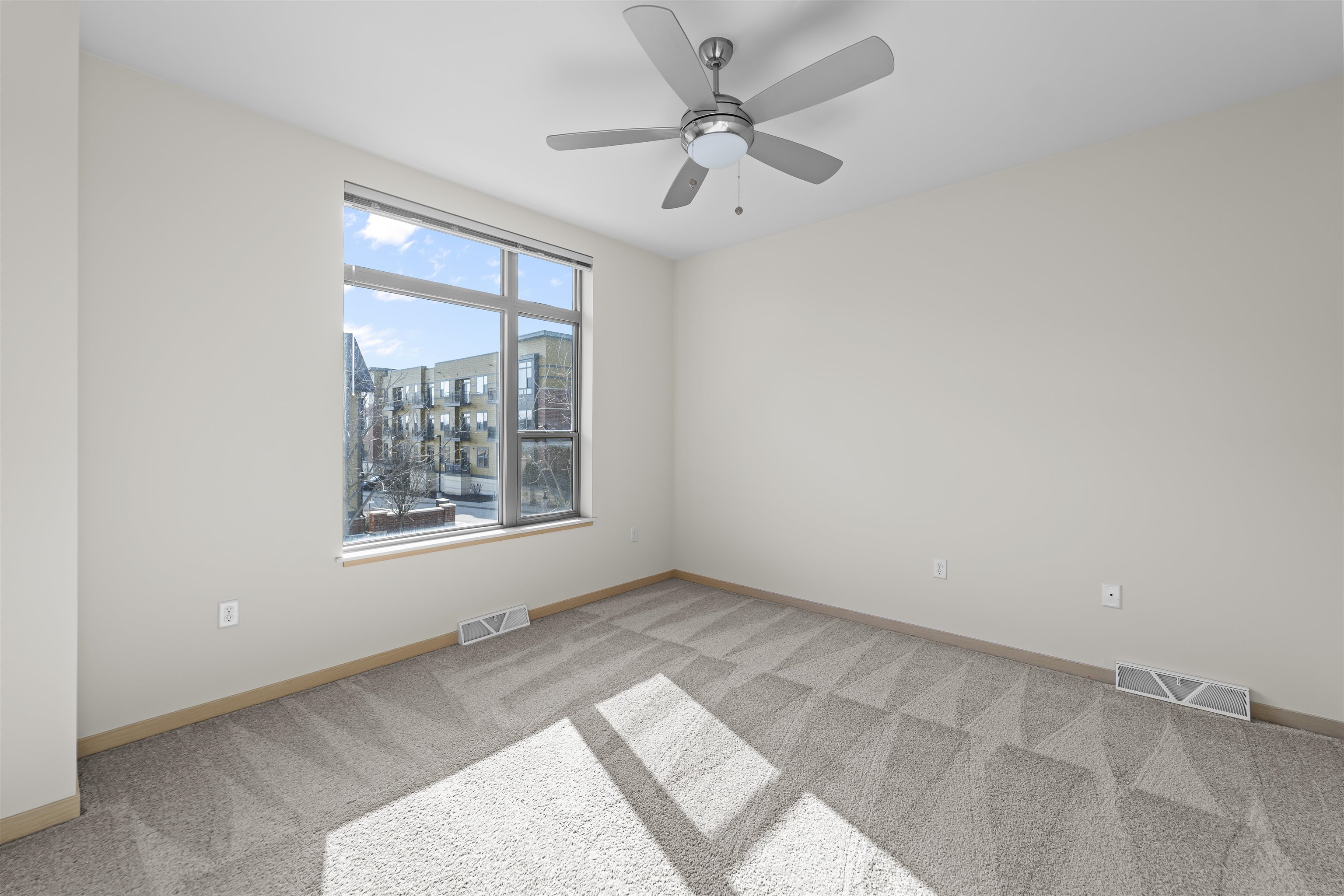 2813 No Oaks Ridge