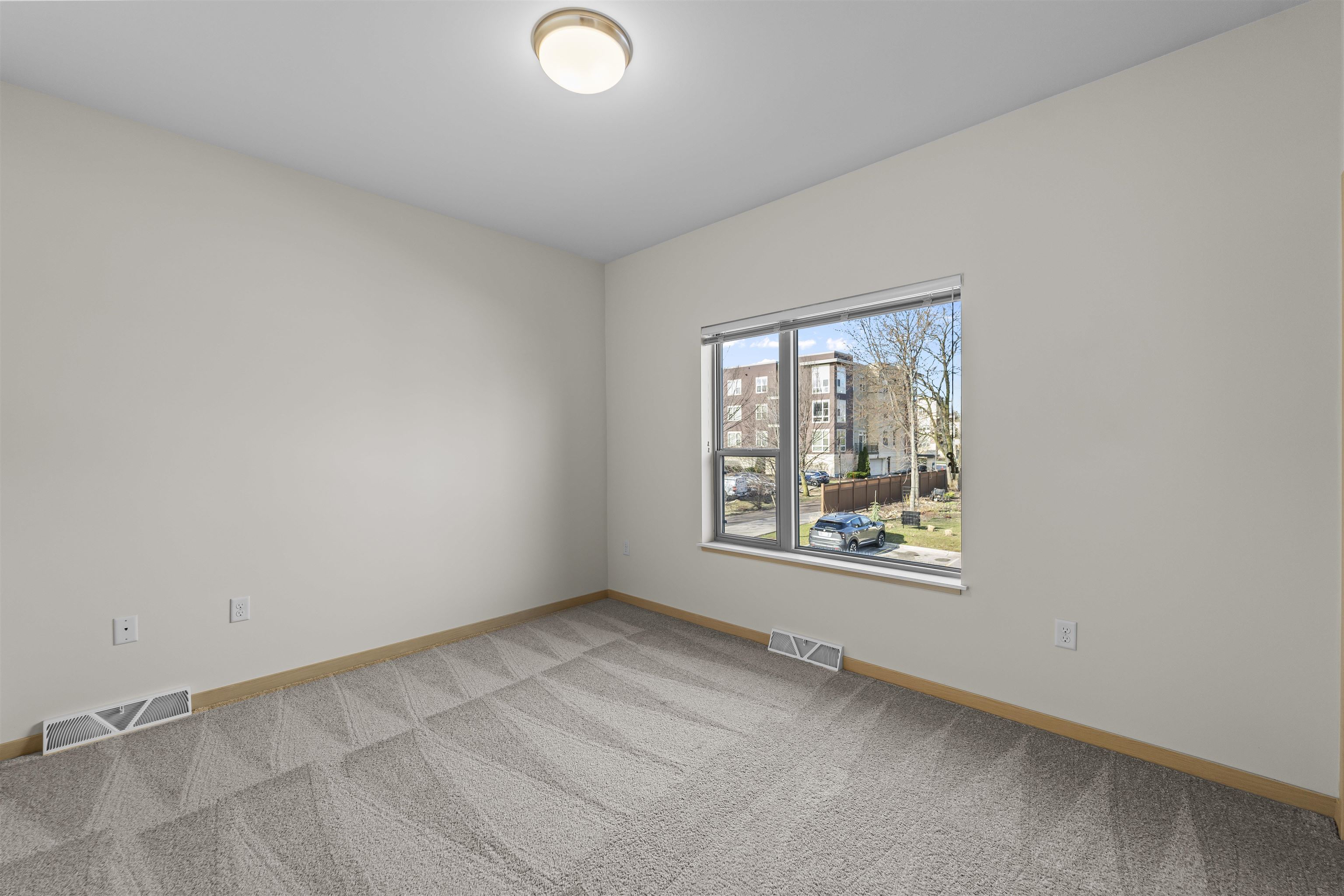 2813 No Oaks Ridge