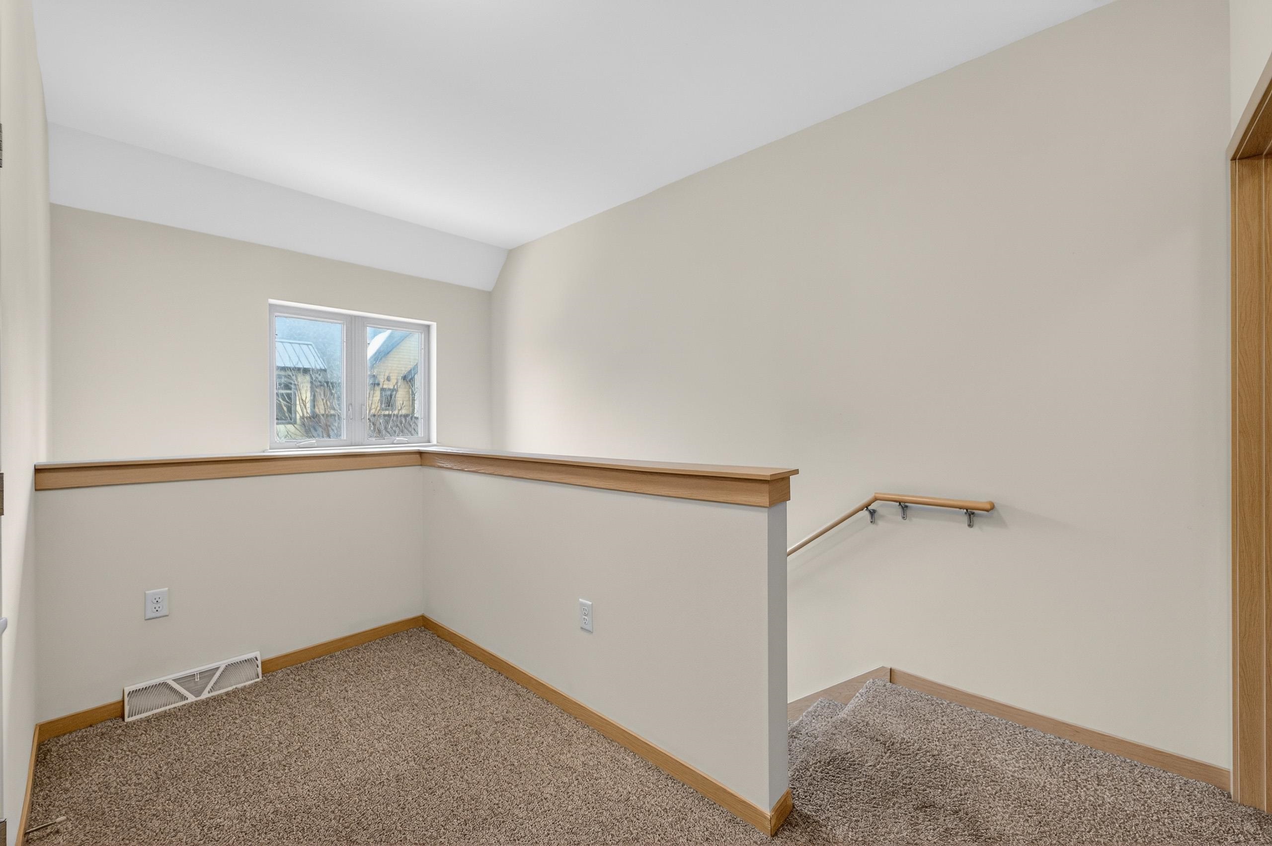 2815 No Oaks Ridge