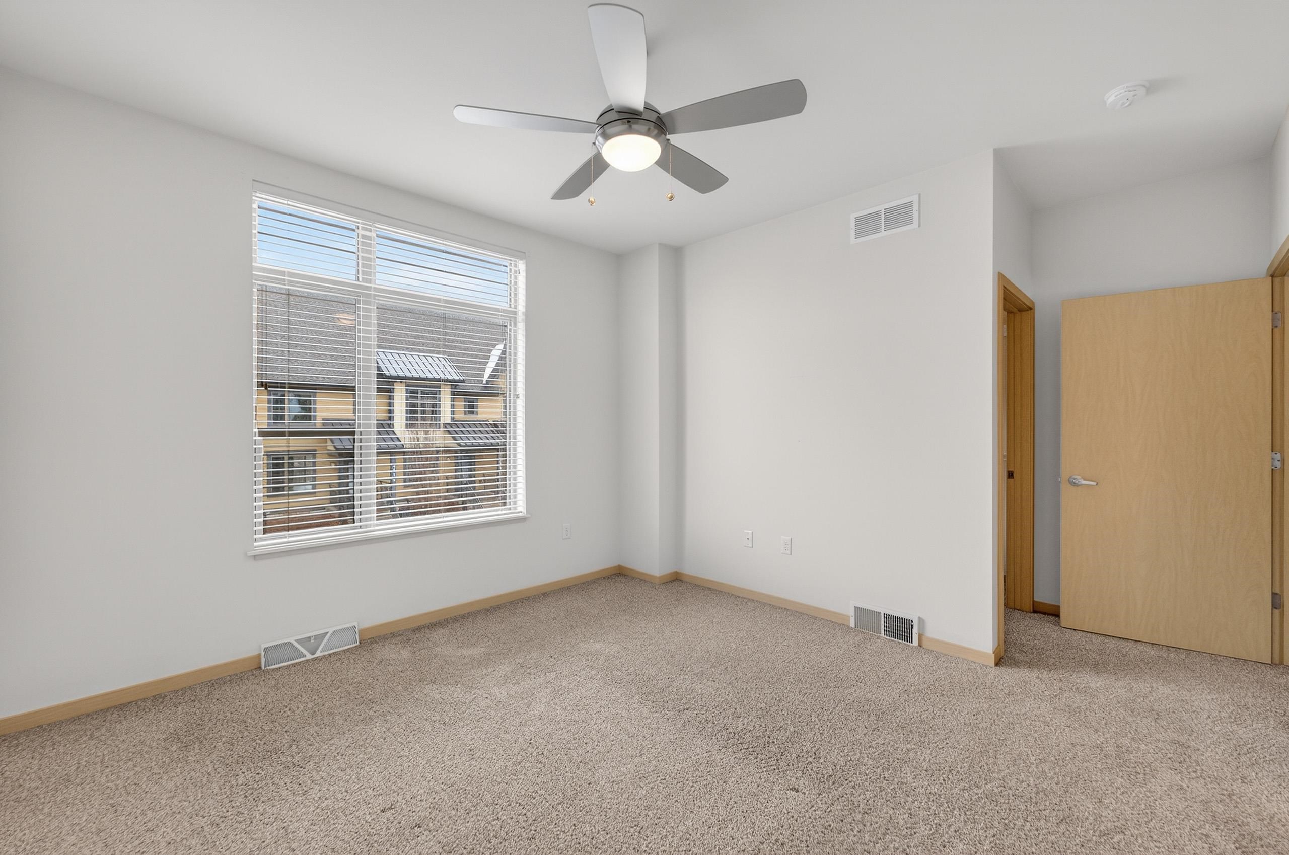 2815 No Oaks Ridge