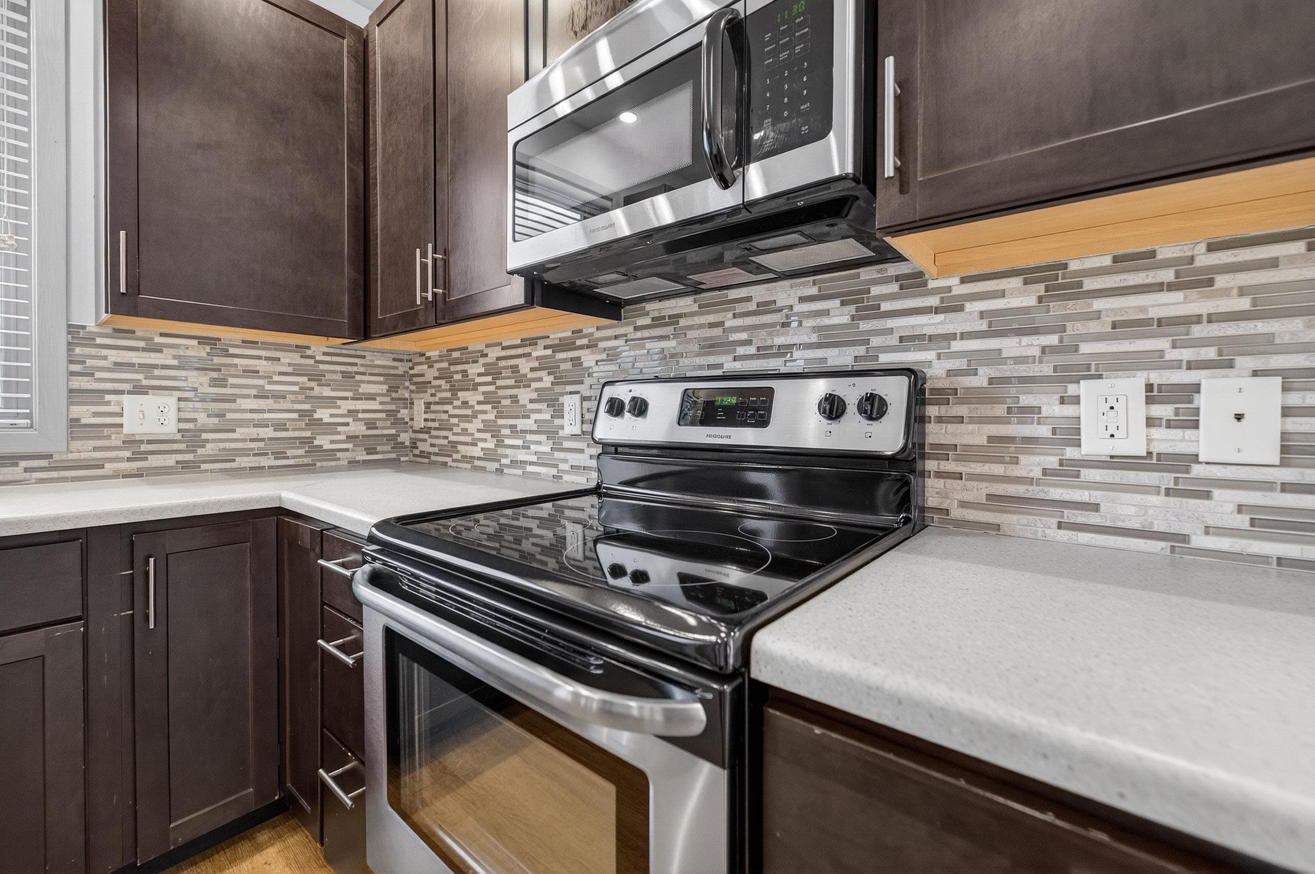 2817 No Oaks Ridge