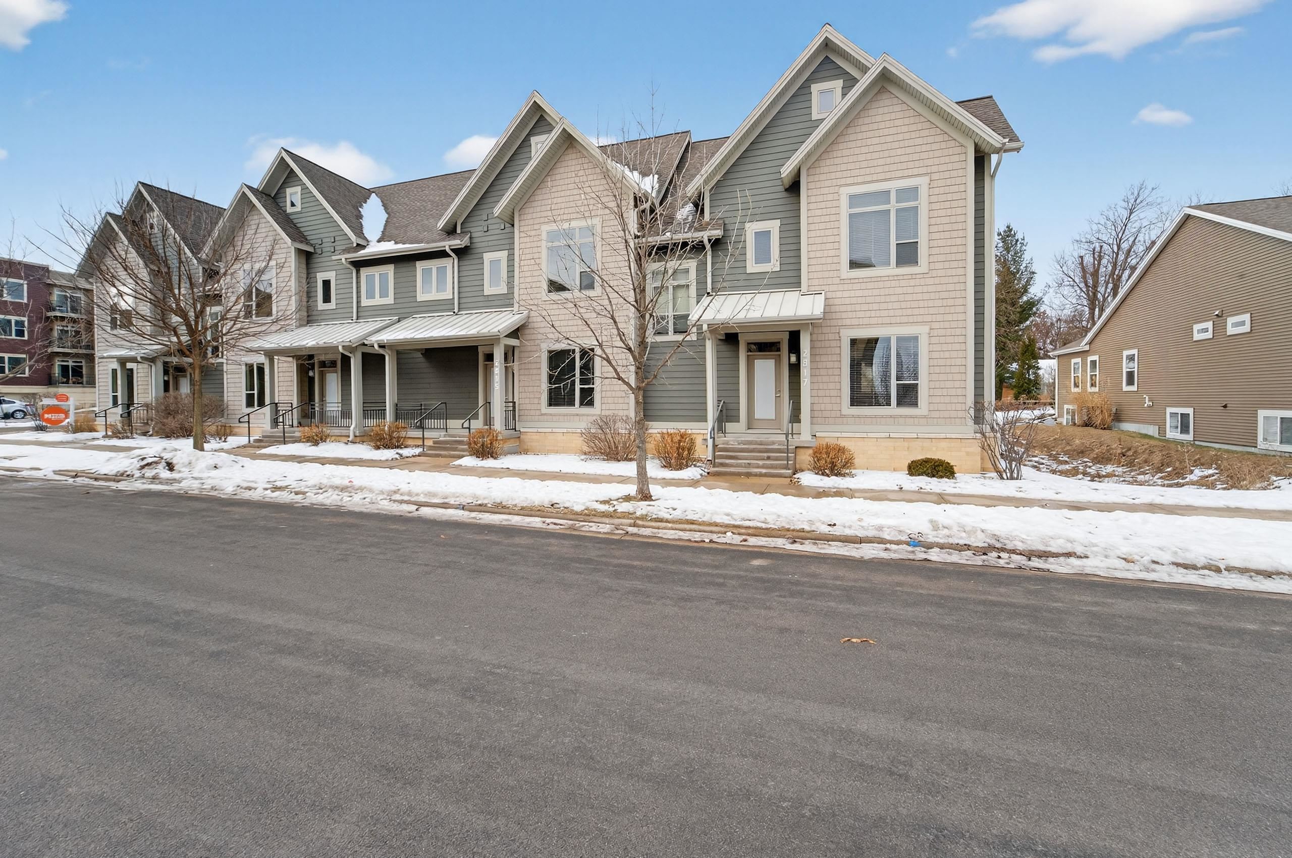 2817 No Oaks Ridge