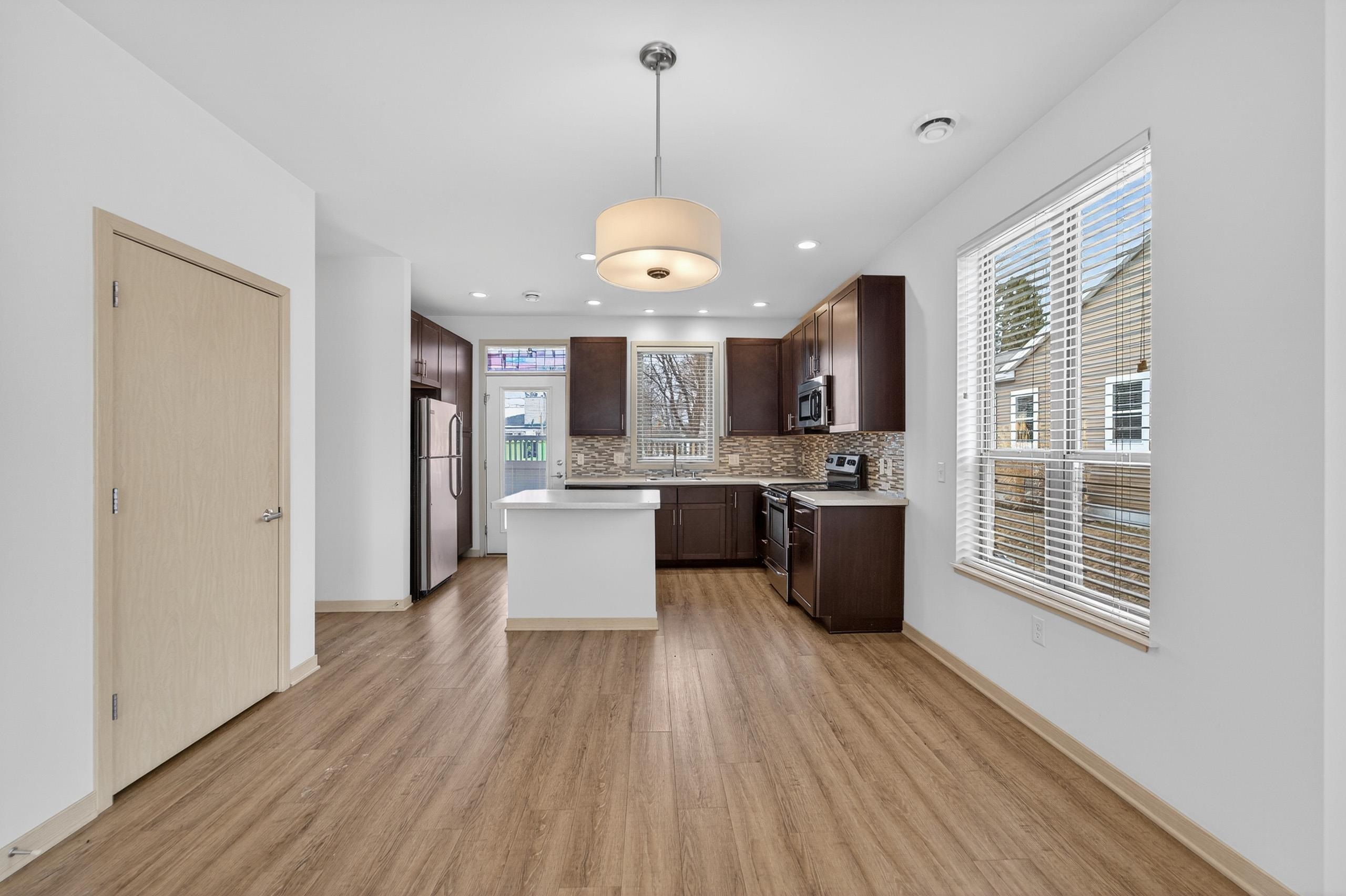 2817 No Oaks Ridge