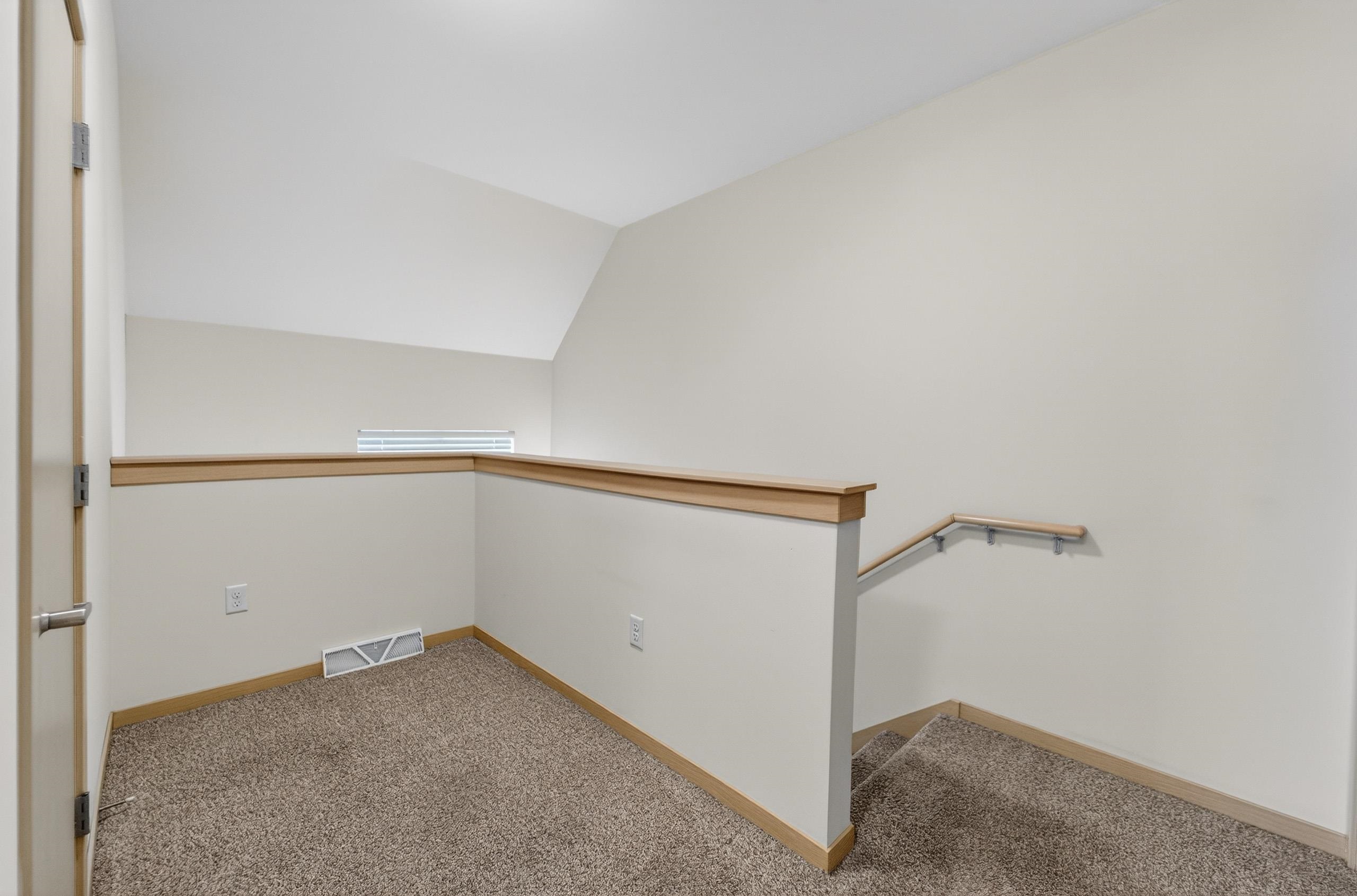 2817 No Oaks Ridge