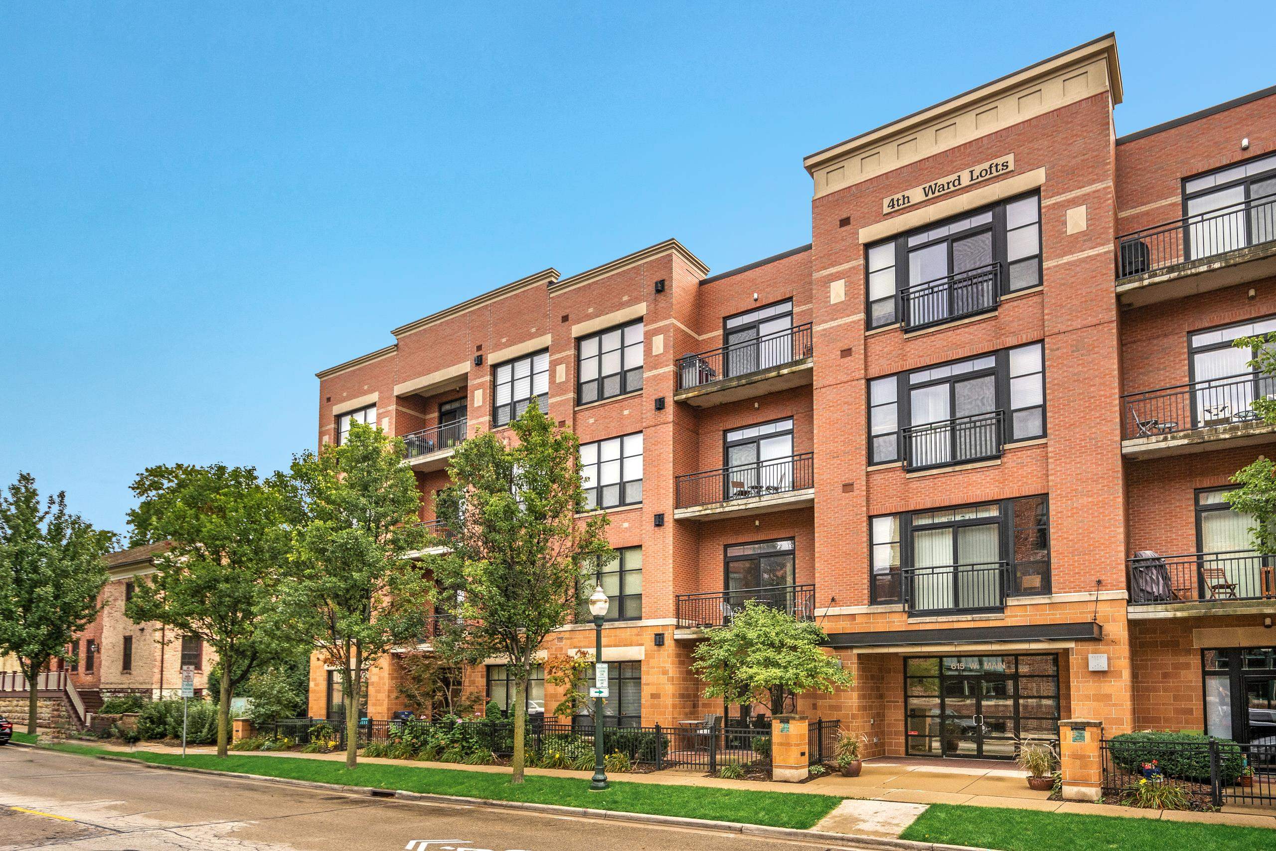 615 W Main Street Unit: 210