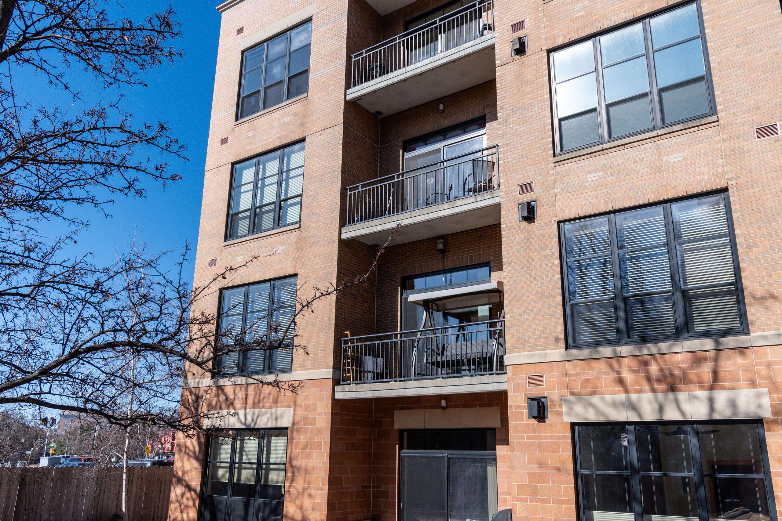 615 W Main Street Unit: 210