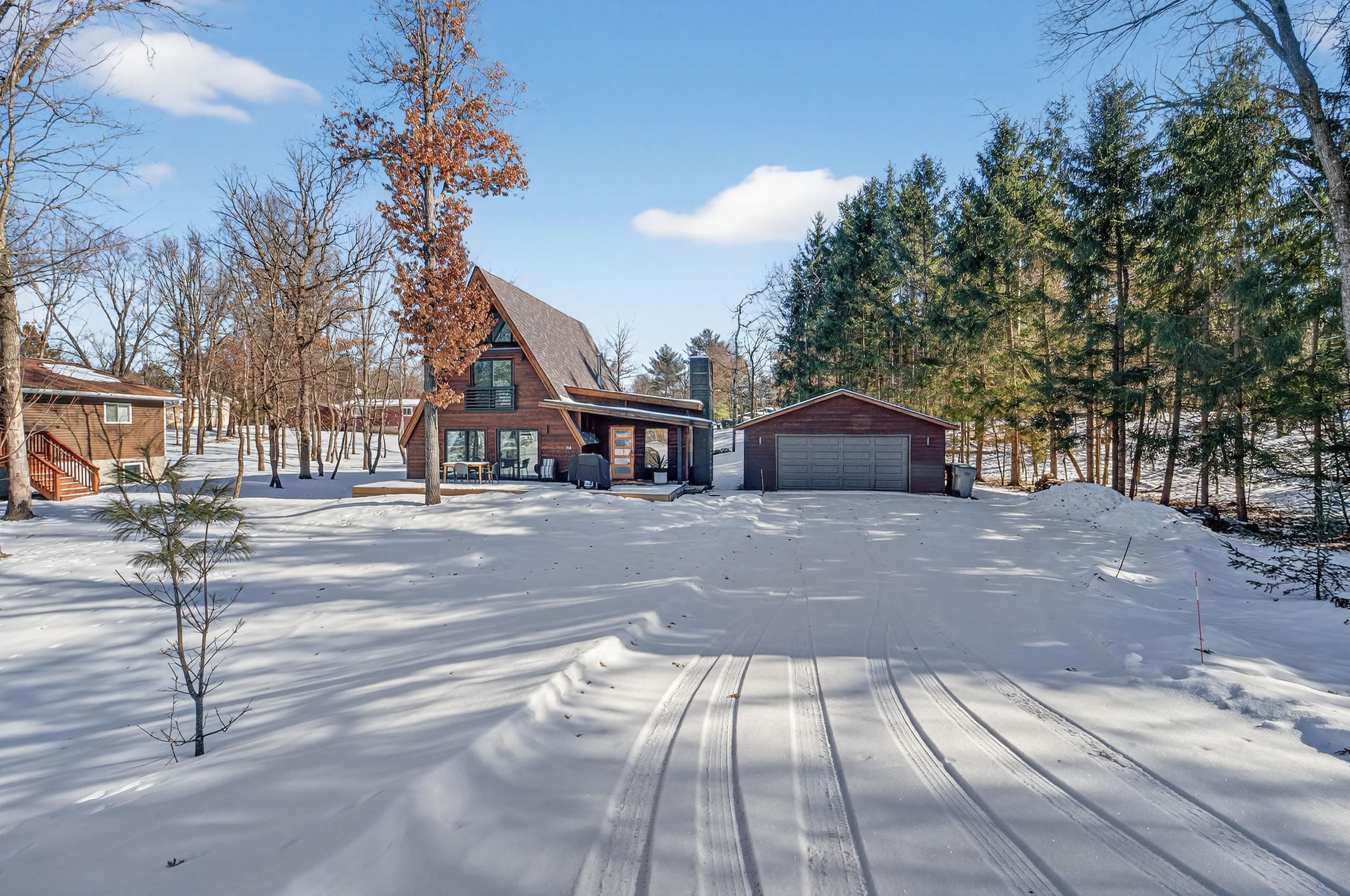 386 Lancer Court