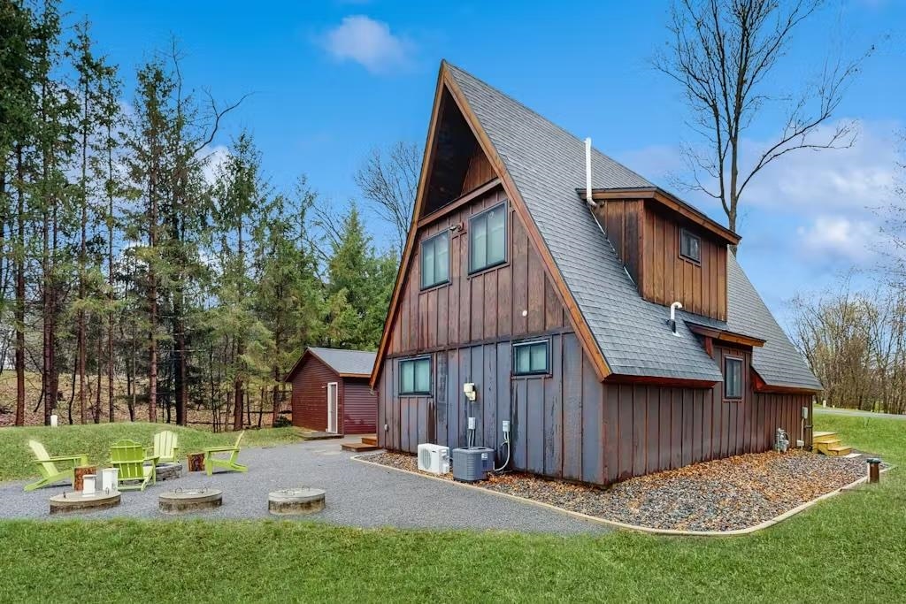 386 Lancer Court