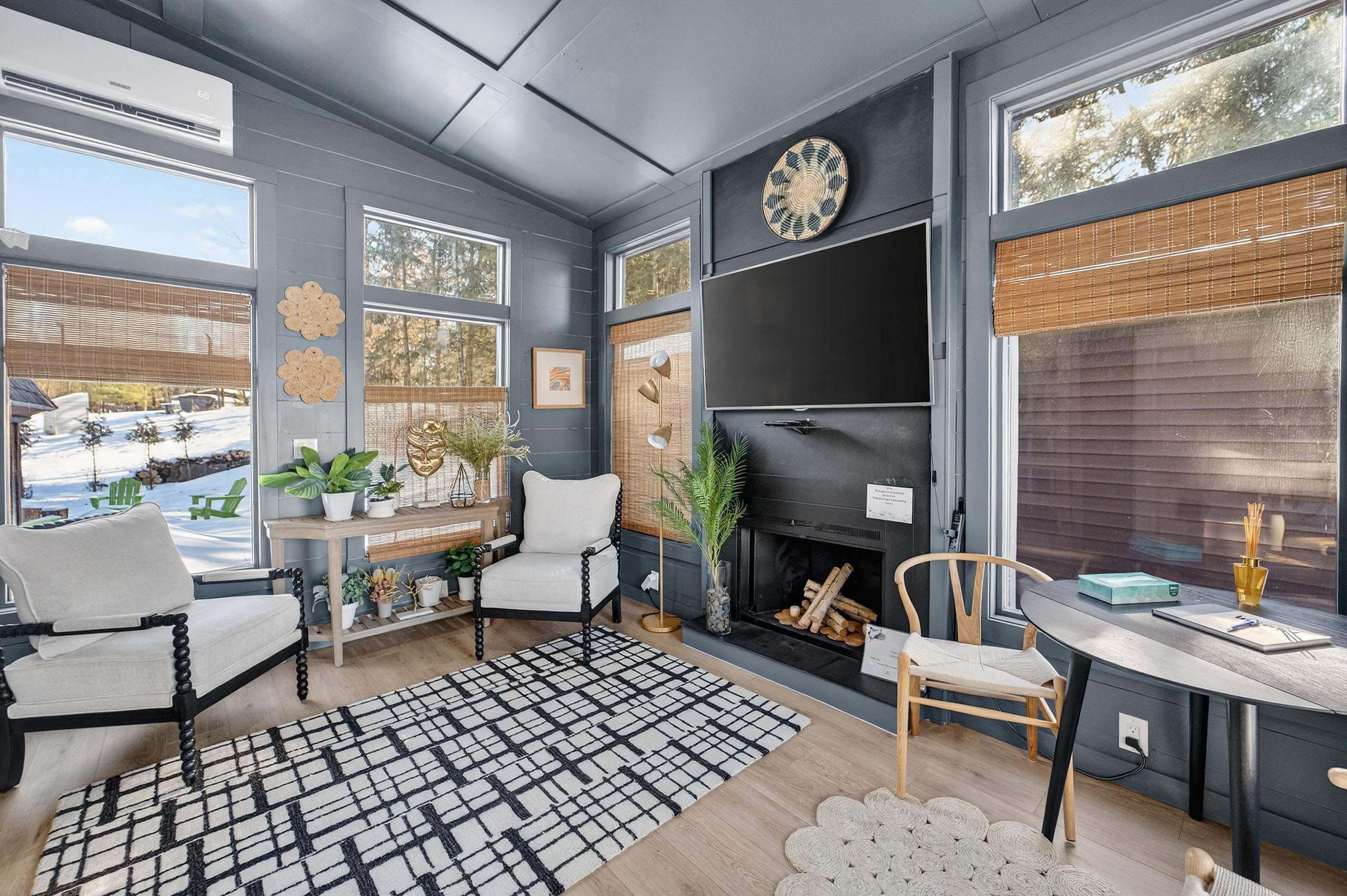 386 Lancer Court